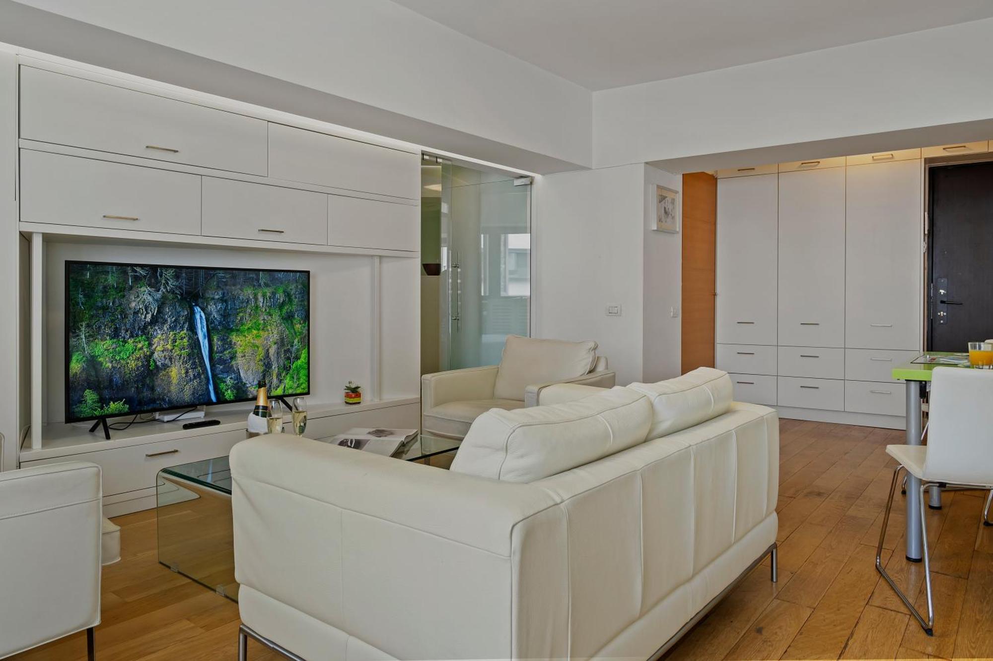 Edes Perfect Location & Modern Apartment