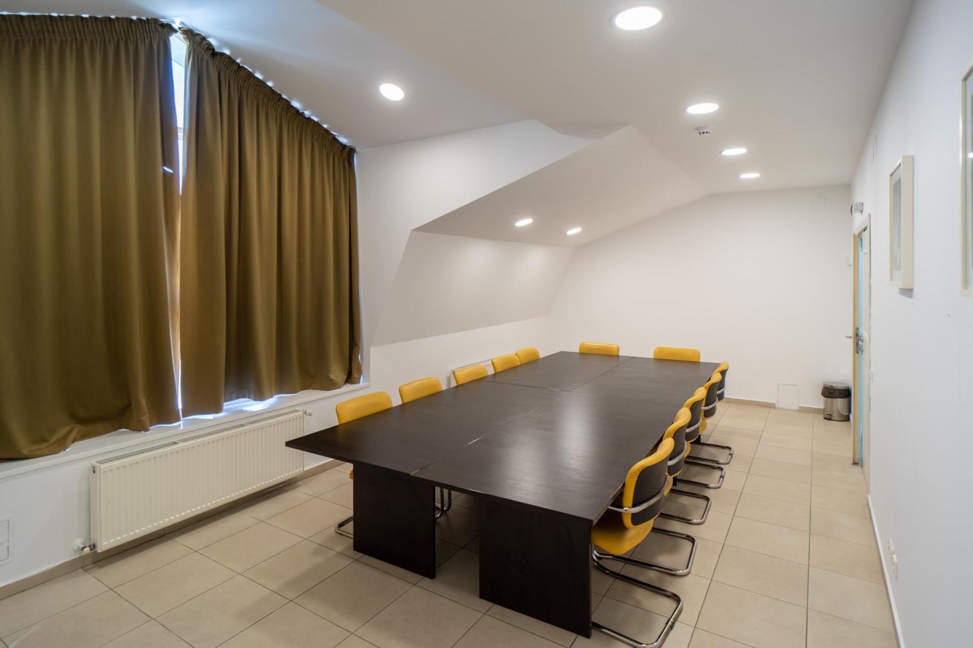 Hotel City Hotel Bucharest Bucureşti