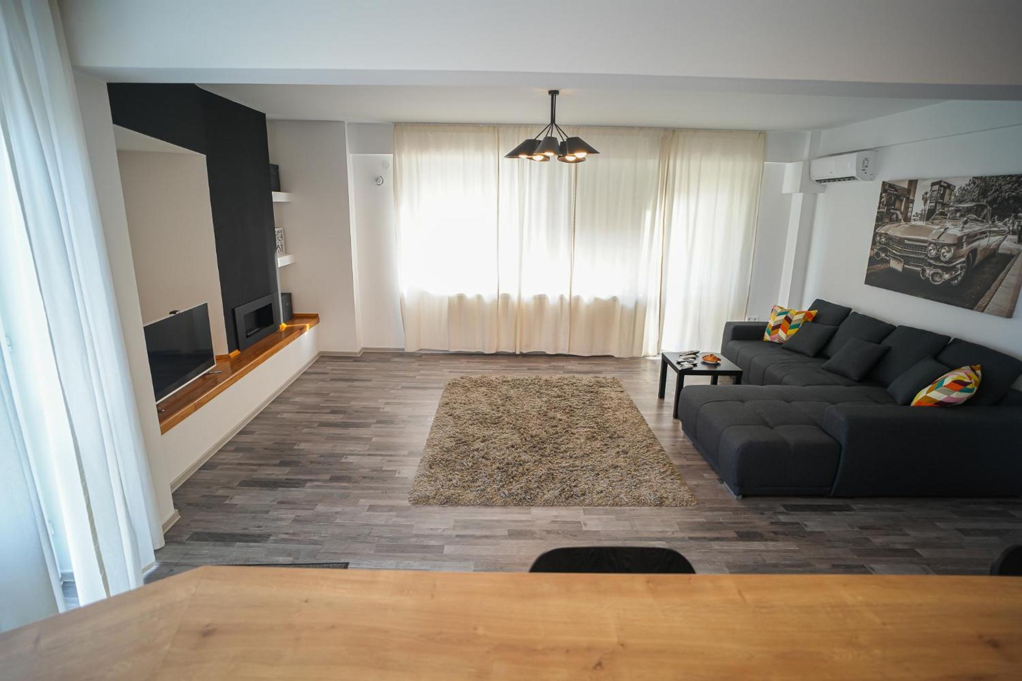 Apartament Penthouse With Huge Rooftop Terrace & View
