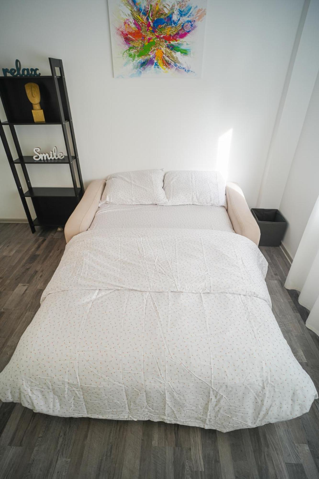 Penthouse With Huge Rooftop Terrace & View Bucureşti