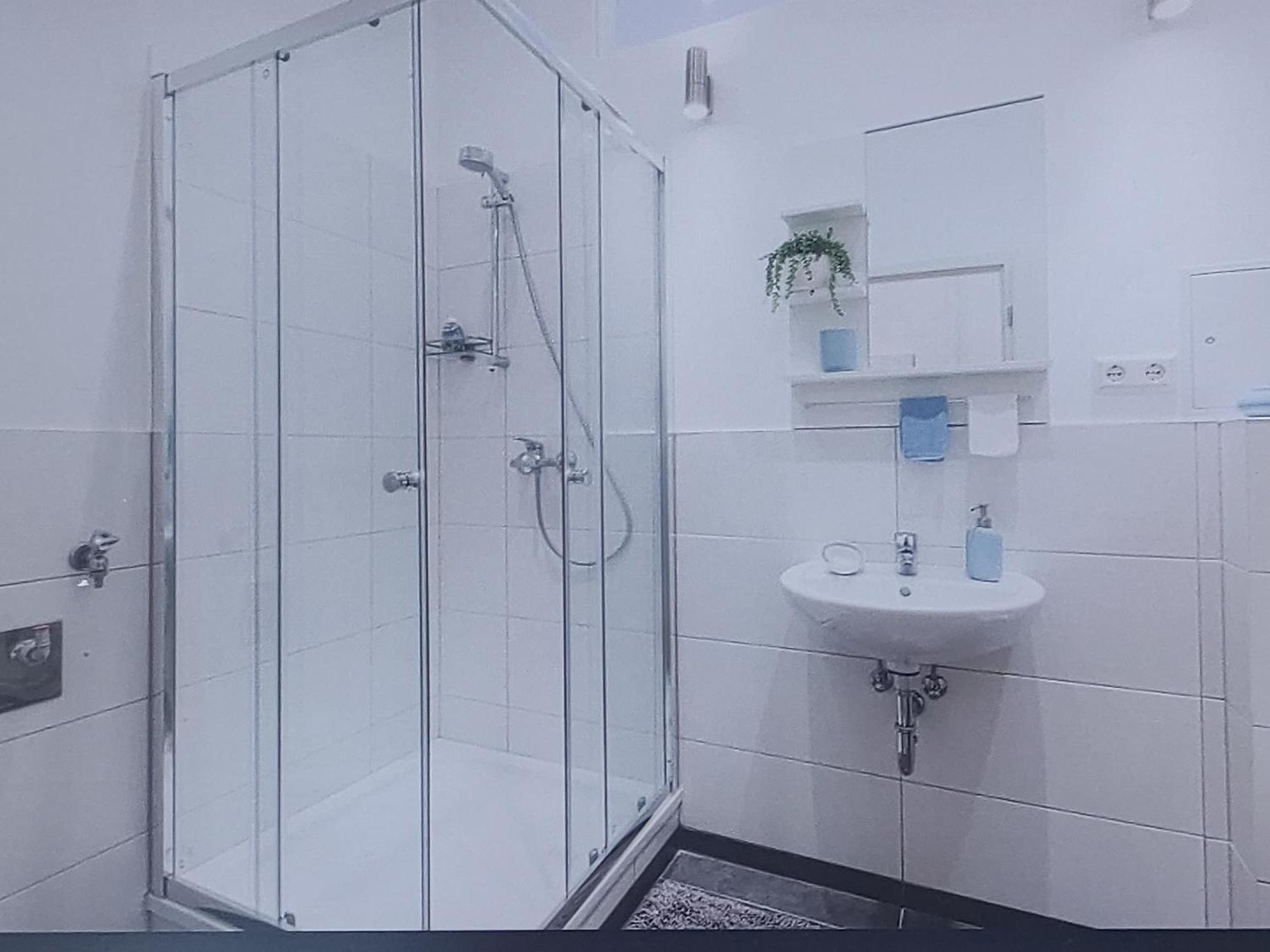 2 Bdr Luxury Manuela Apartment Bucharest