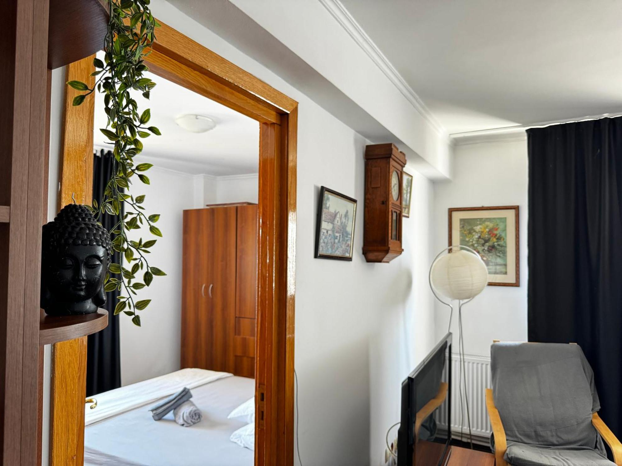 Palace Of Parliament 3 By Chr Luxury Property Apartament *