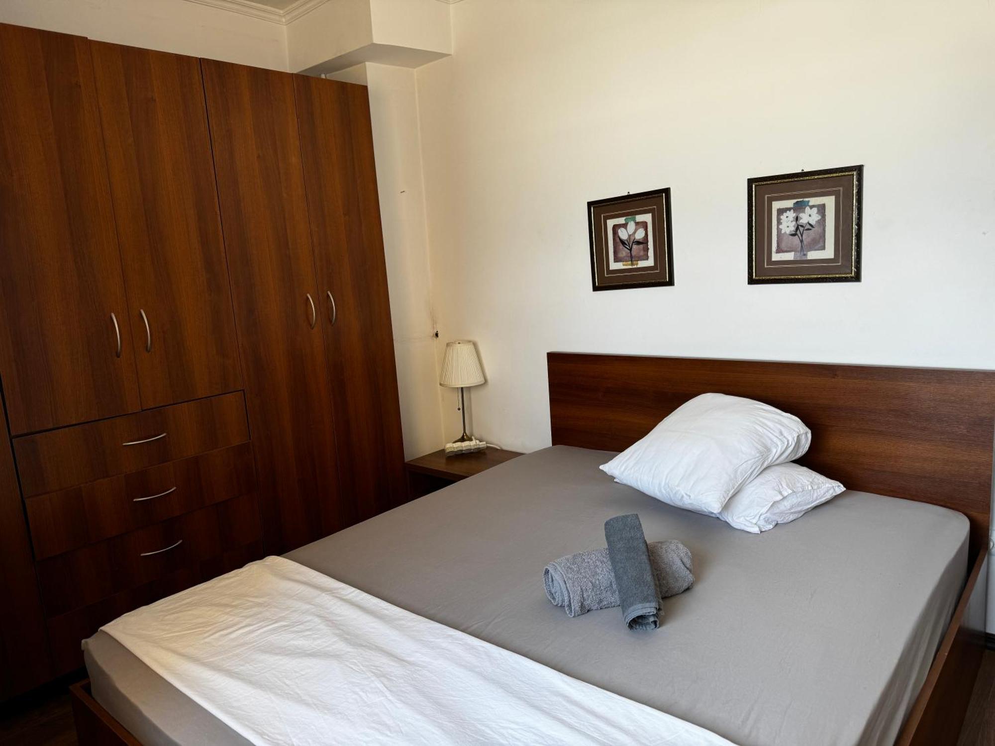 Palace Of Parliament 3 By Chr Luxury Property *