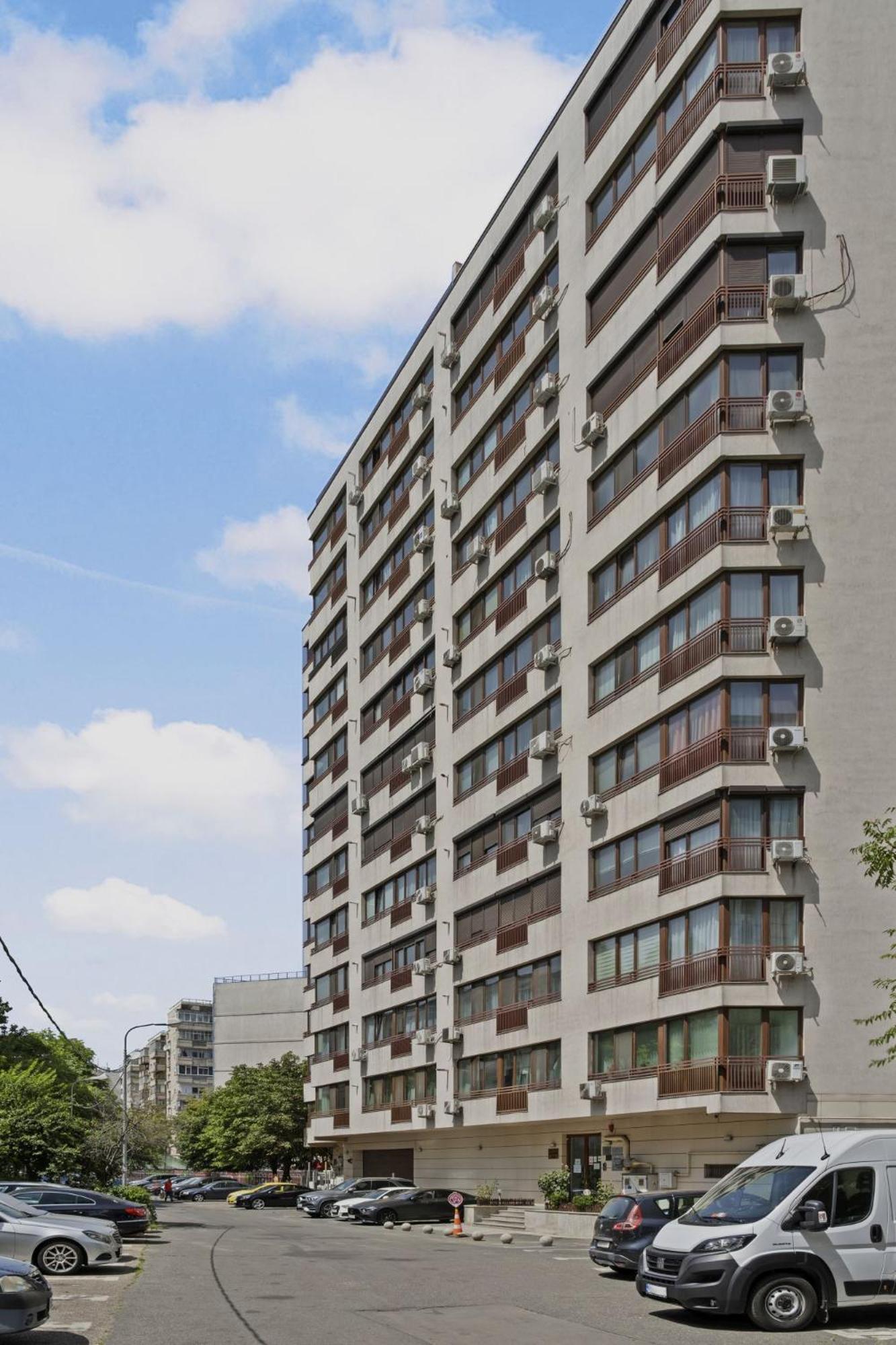 Apartament Rh #1 *