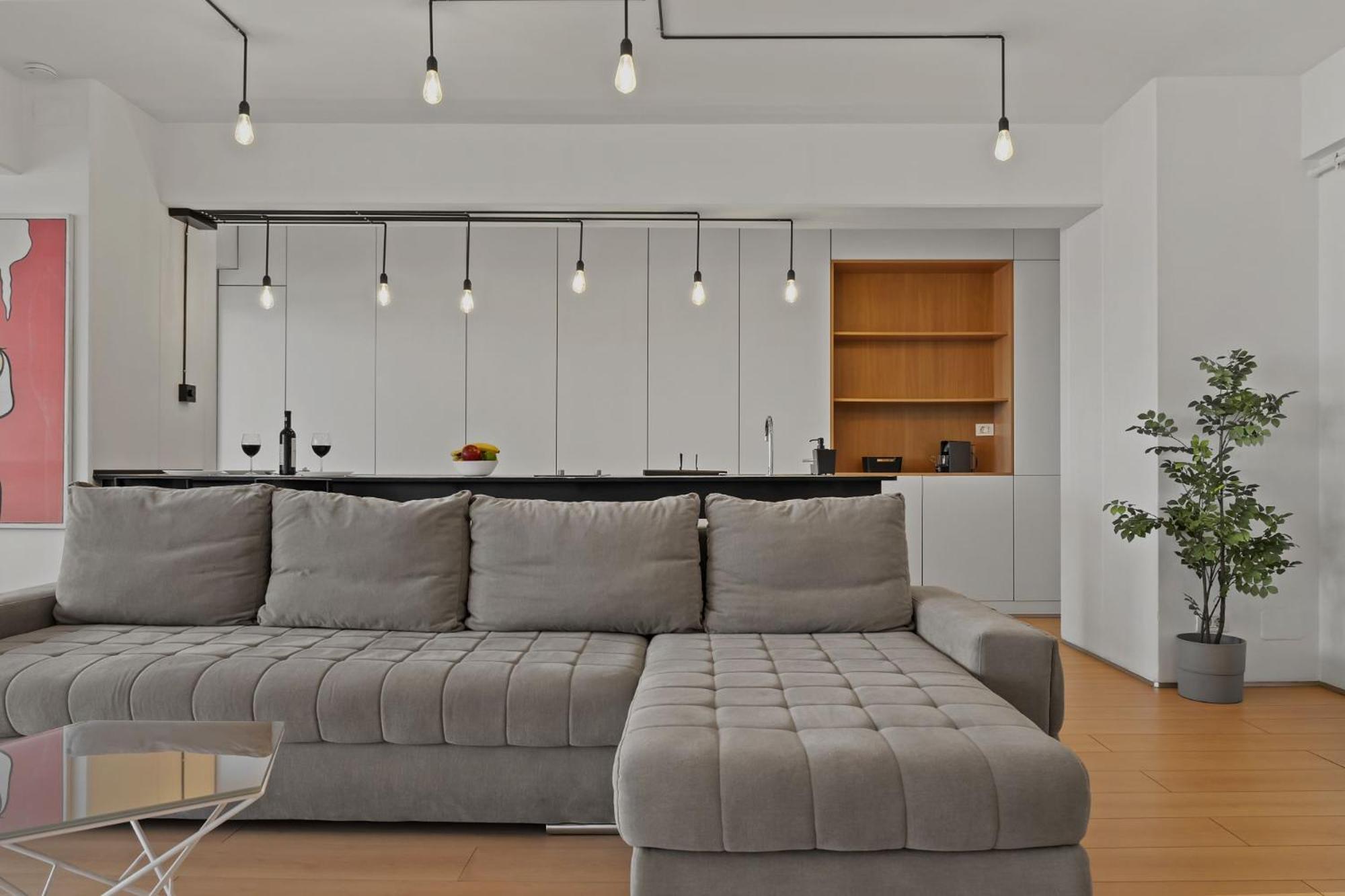 Rh #1 Apartament Bucureşti