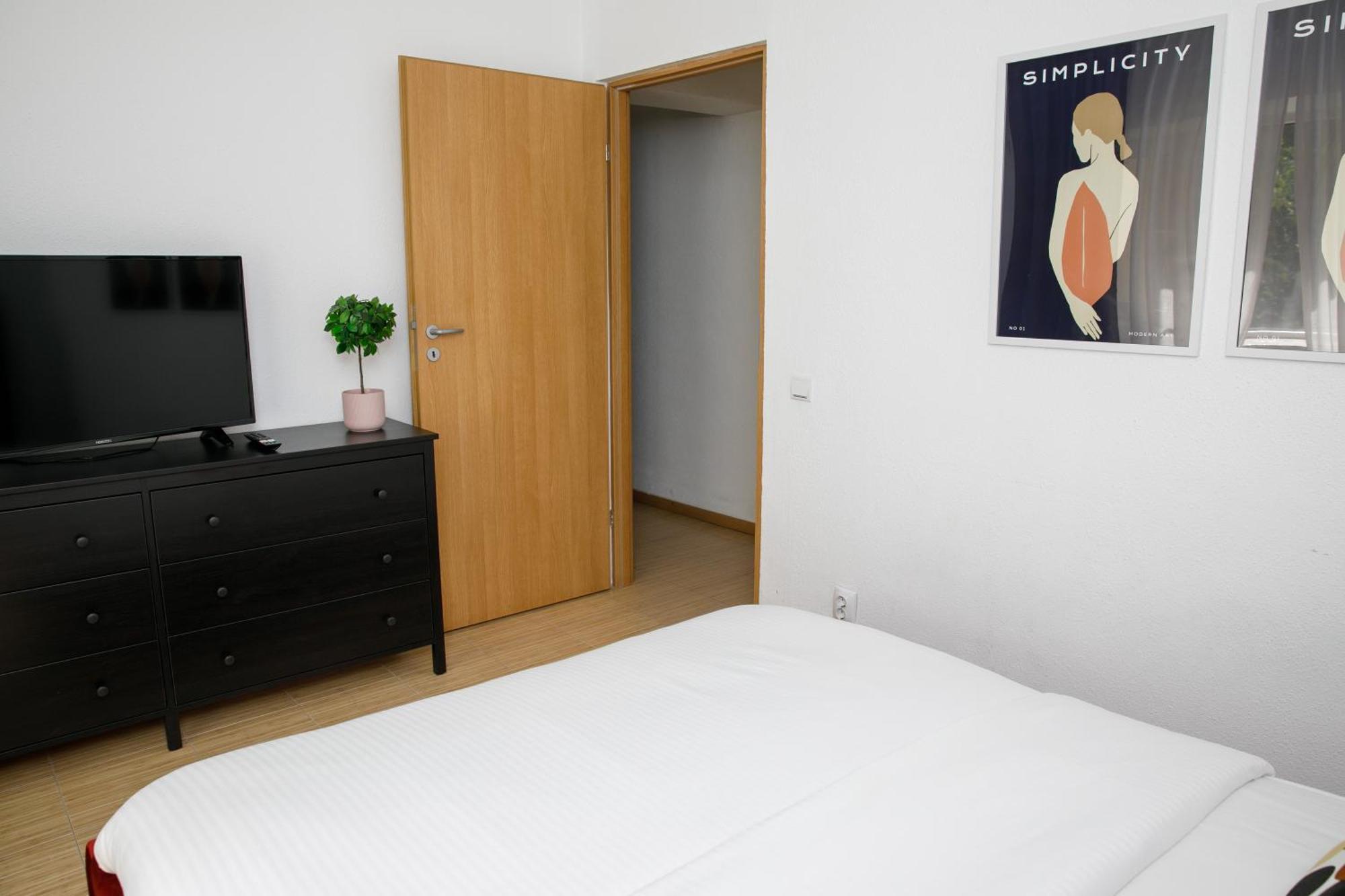 Color Corneliu Coposu No3 Apartment *