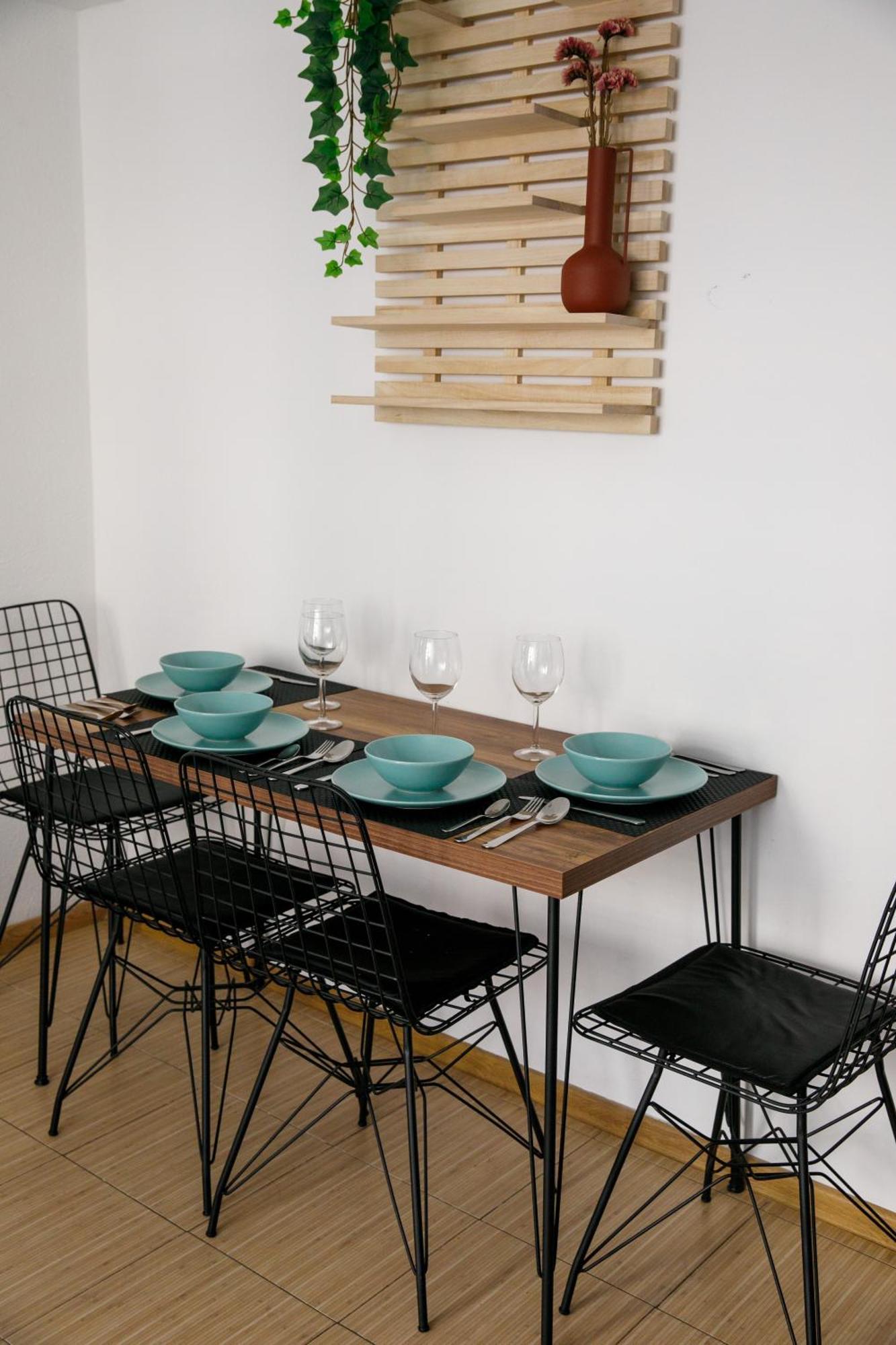 Apartment Color Corneliu Coposu No3 Bucharest