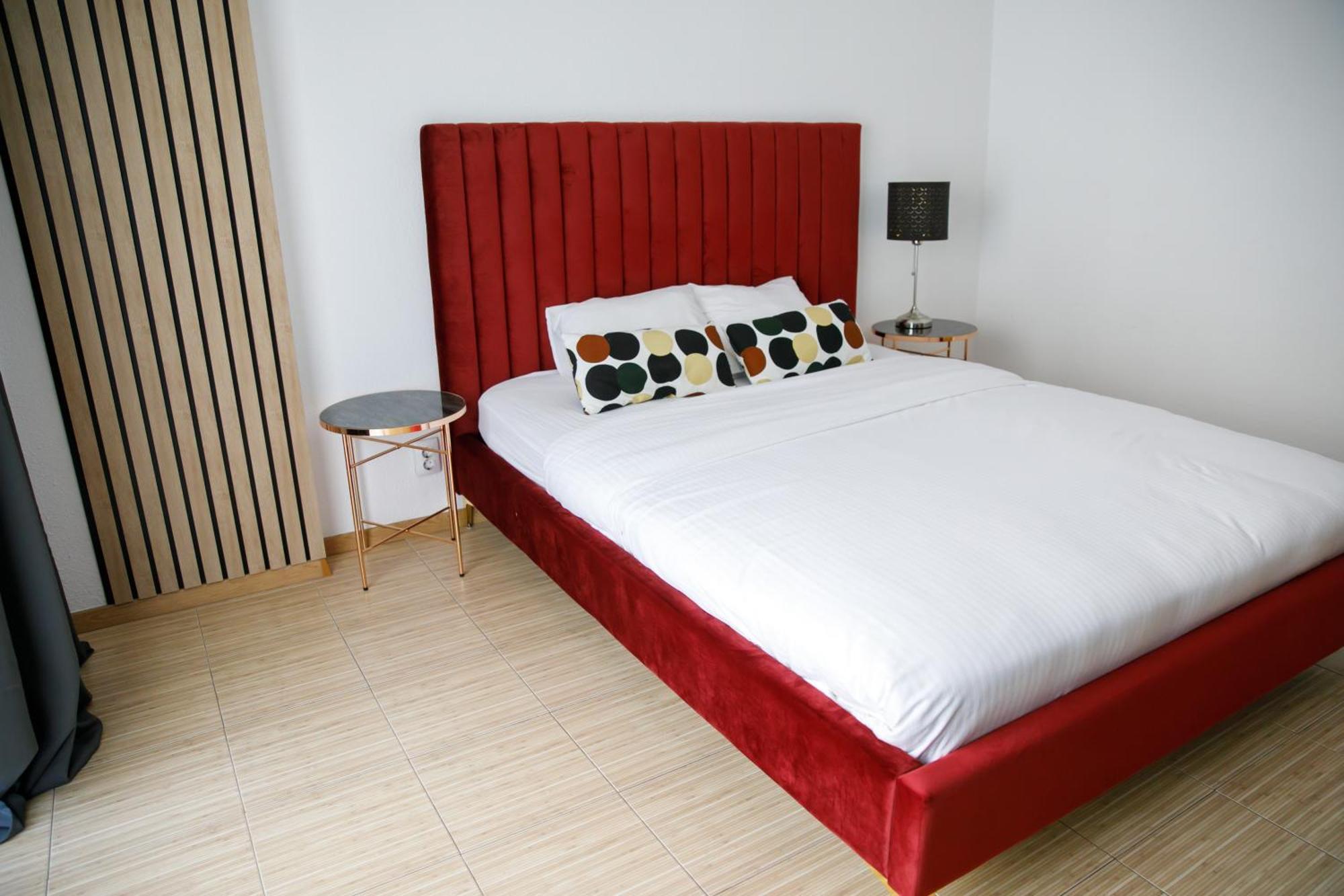 Apartment Color Corneliu Coposu No3 Bucharest