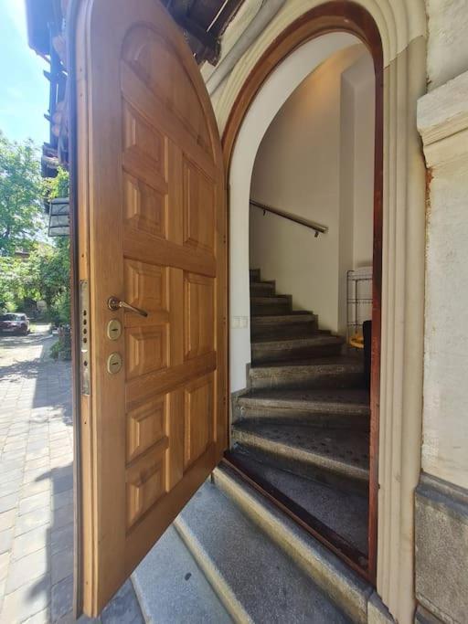 Apartamento Independent In A With Garden