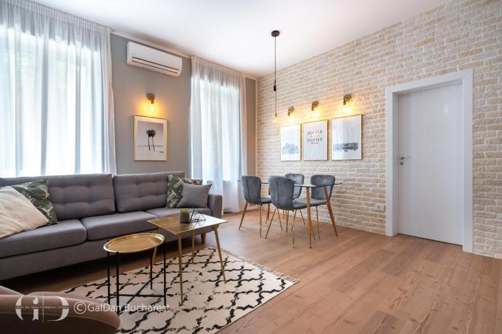 The Loft Luxury Apartments-near The Park In The Center *