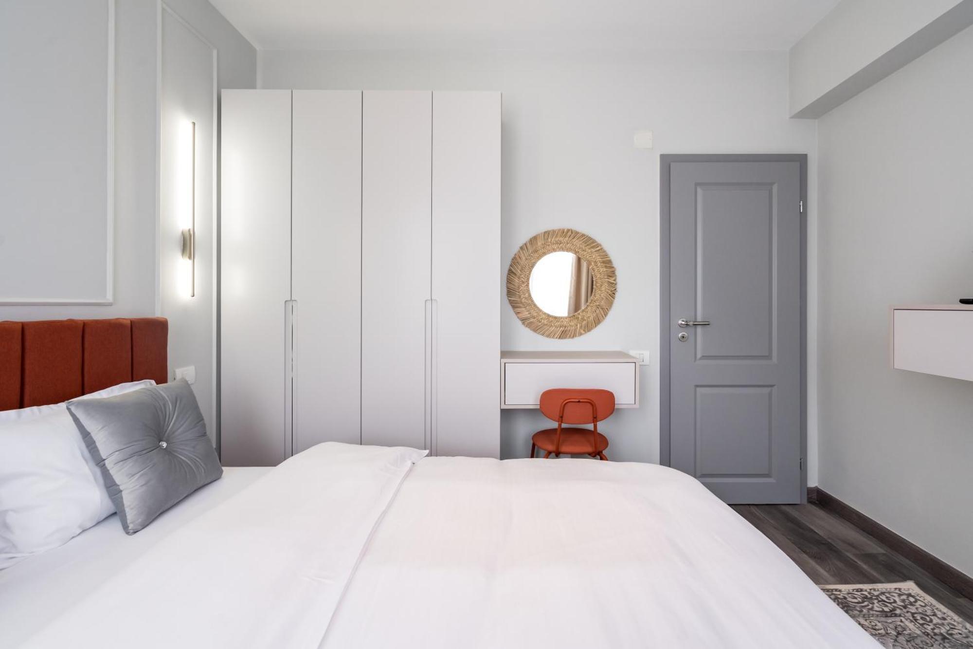 Dreamy Sanctuary Center View Apartment