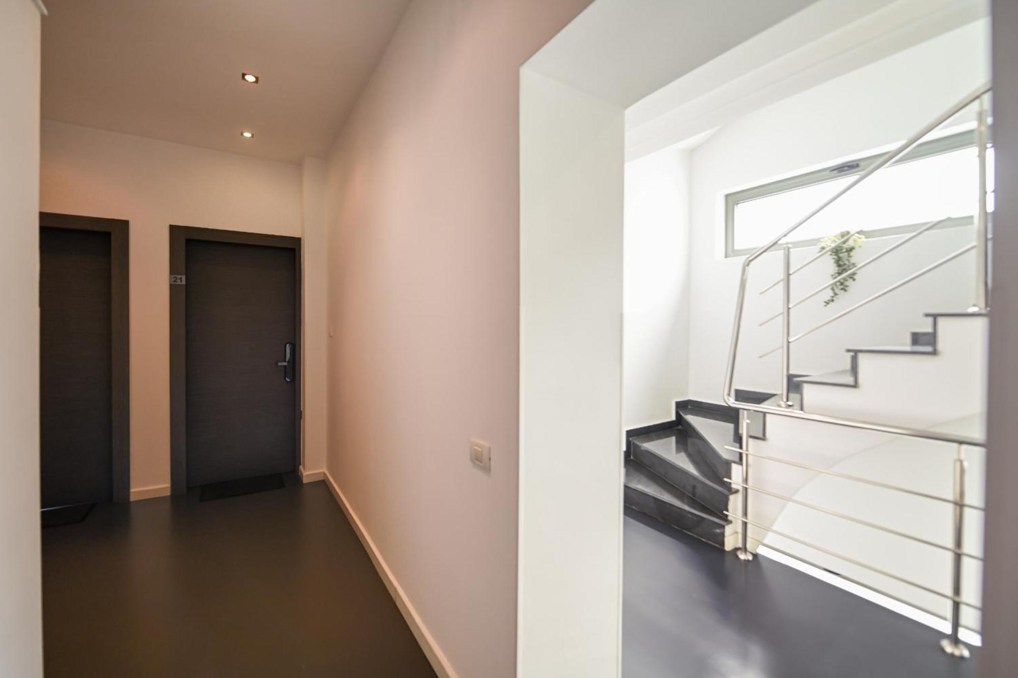 Urban Elegance - Stylish Apartament *