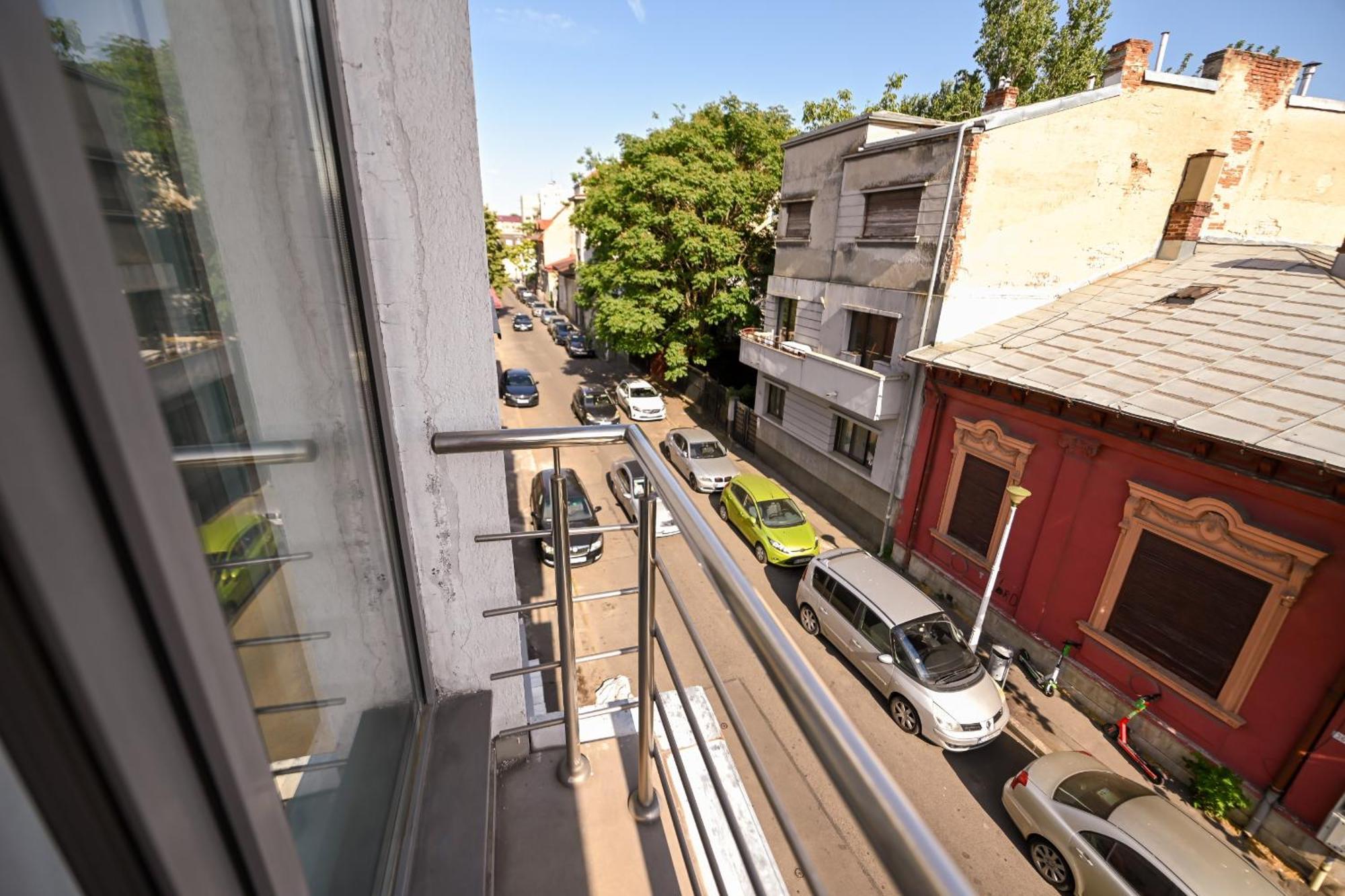 Urban Elegance - Stylish Apartament *