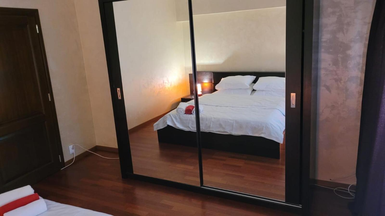 Apartament Downtown *