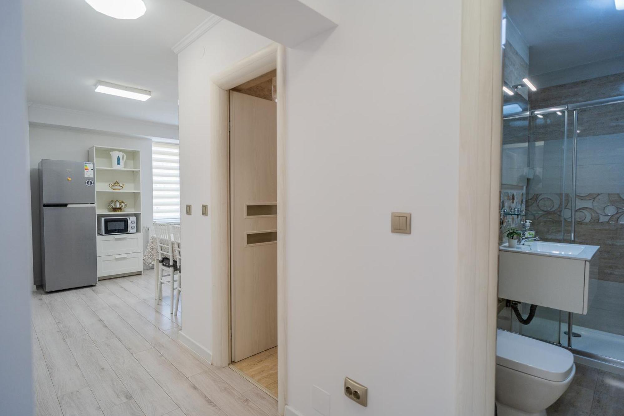 Apartment Luxury 2br On Decebal Avenue Bucharest