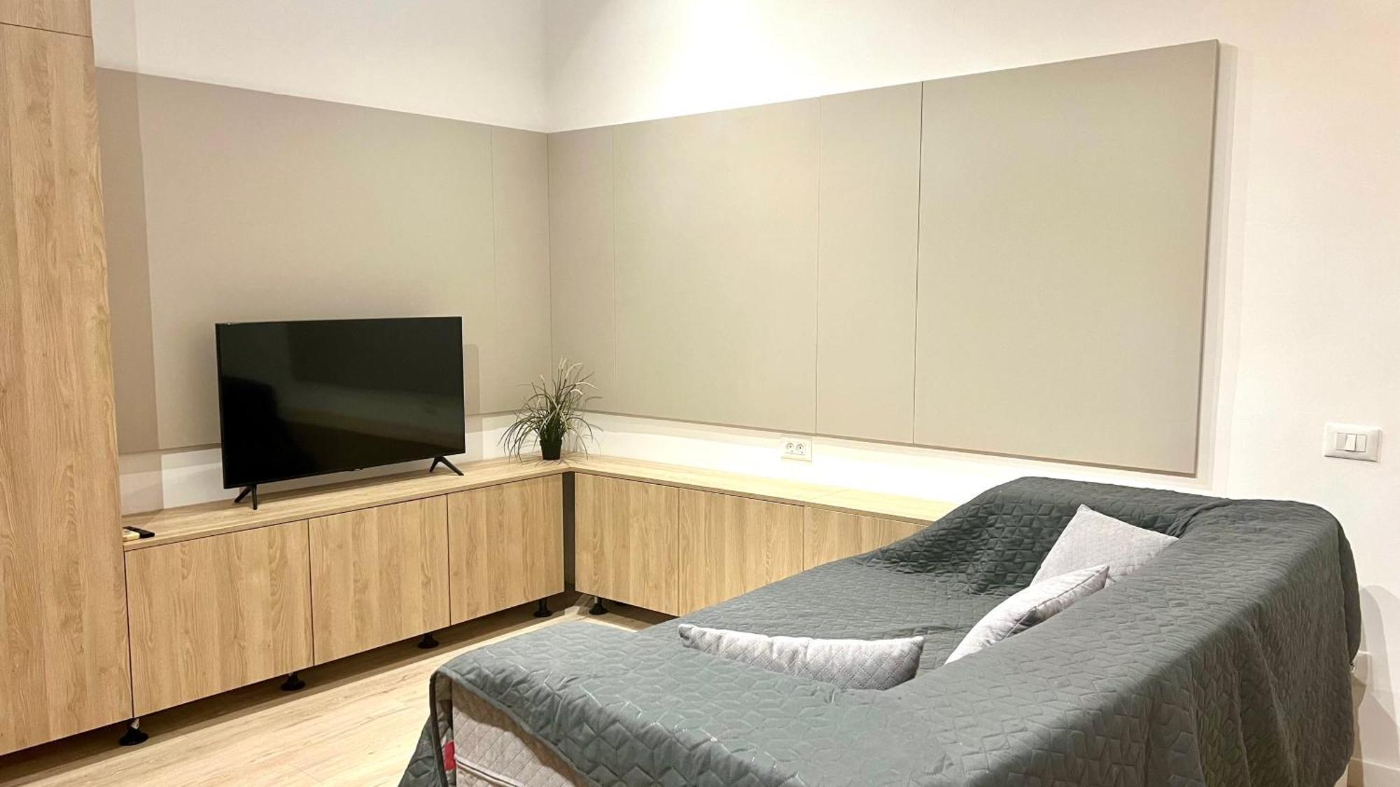 Flat In Near Old Town *