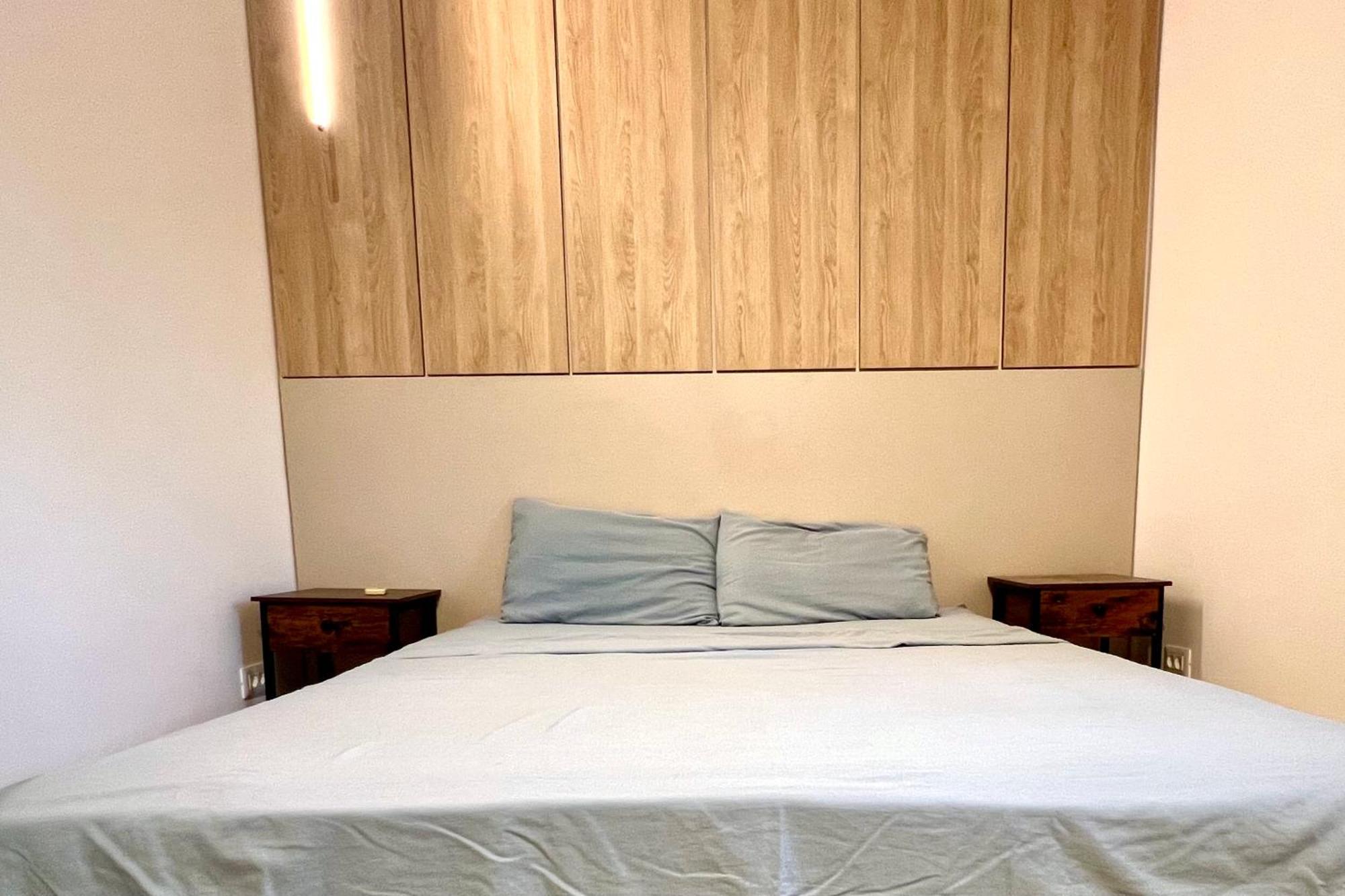 Flat In Near Old Town