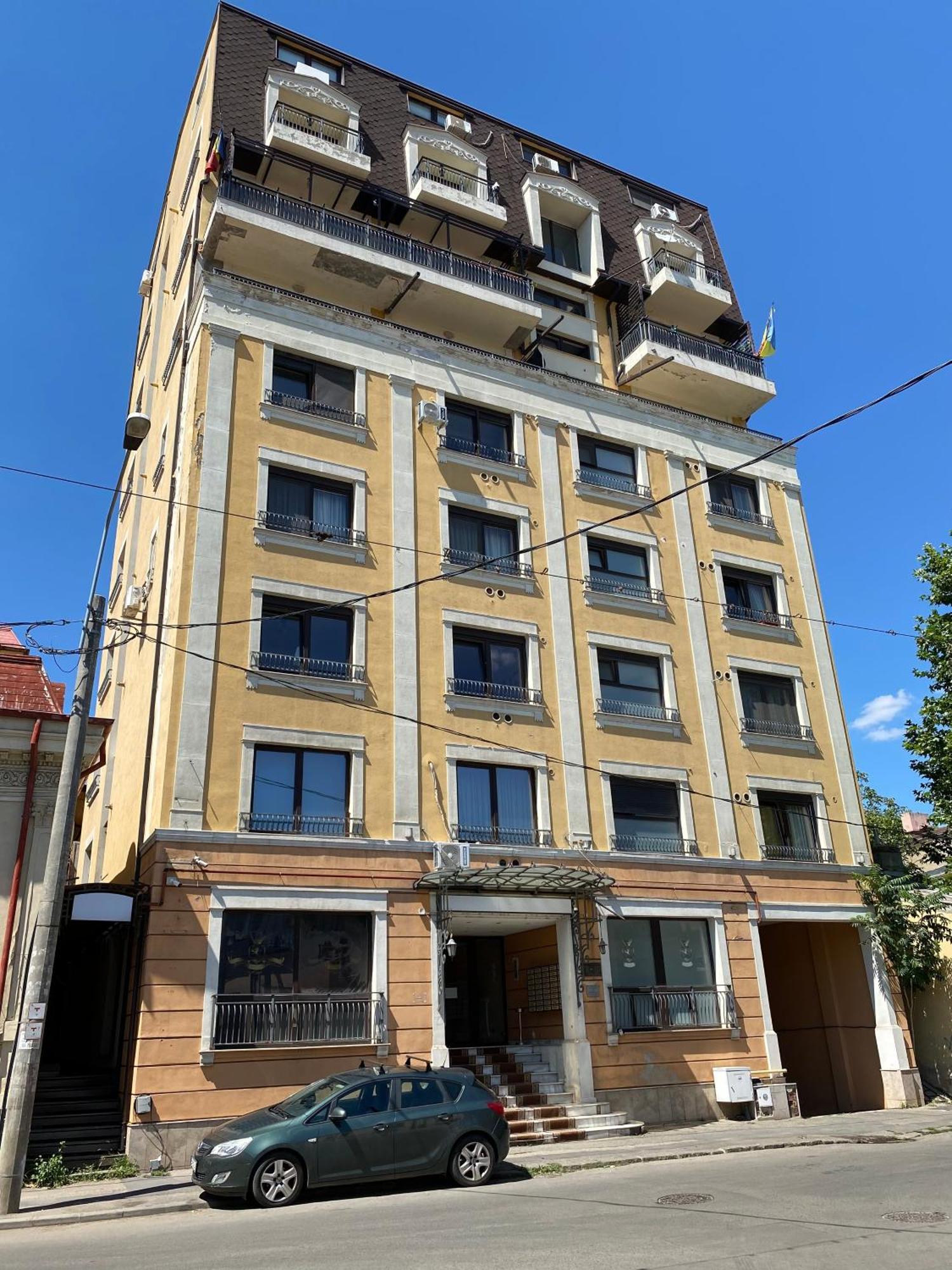 Royal Unirii-2 Bdr Bucureşti