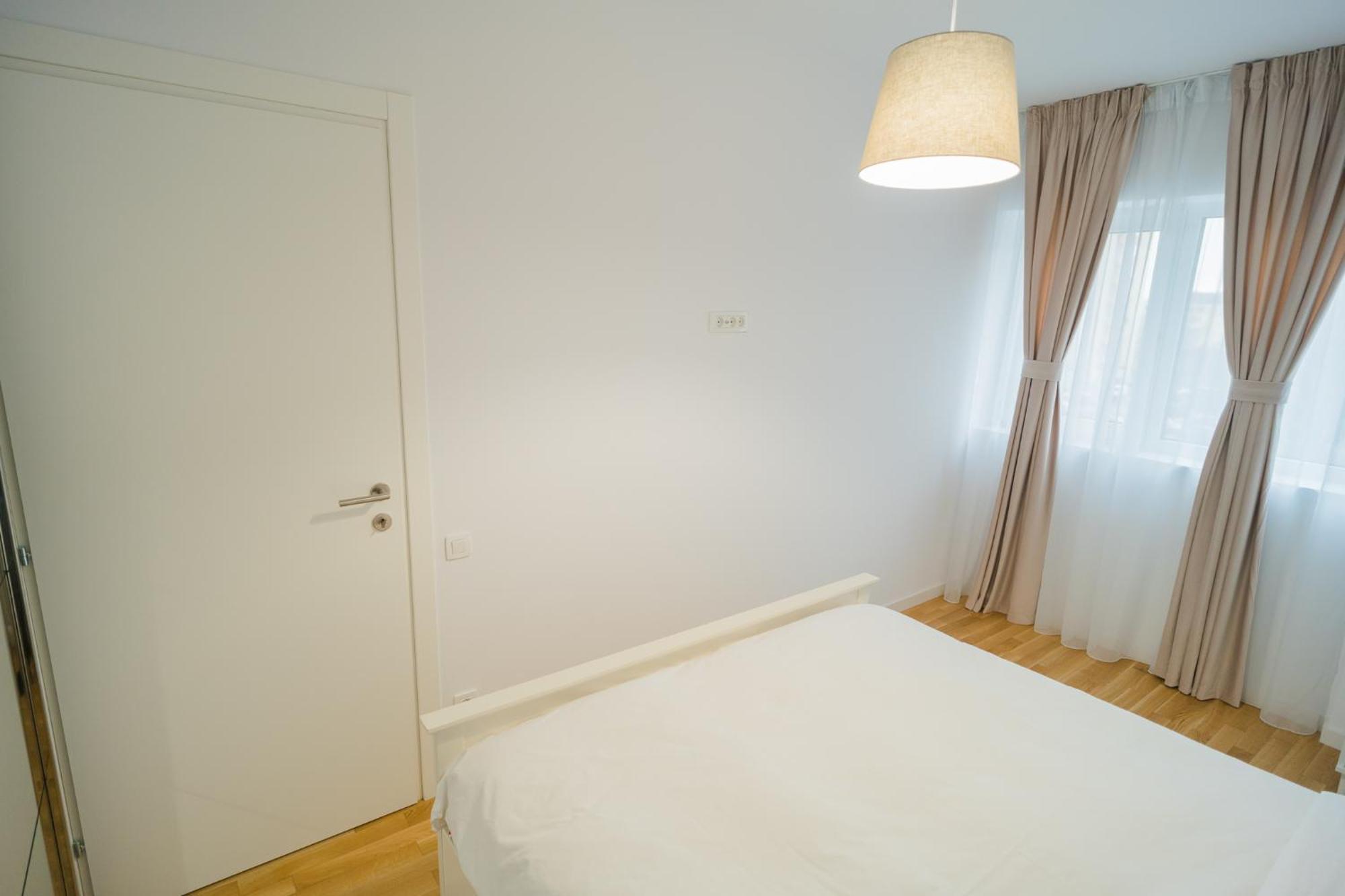 Apartament With View & Large Balcony *