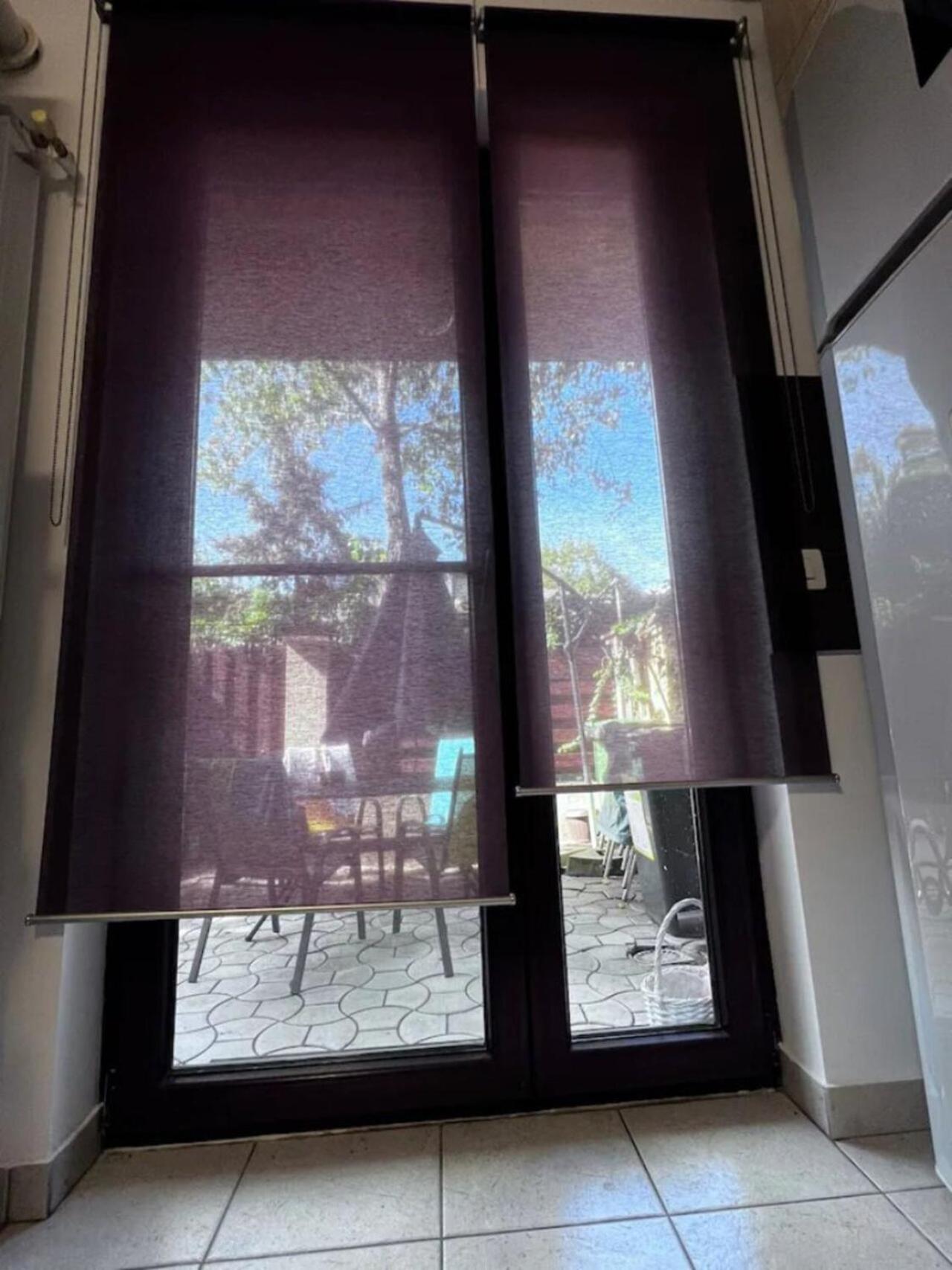 Villa Luminoasa Cu Curte Privata