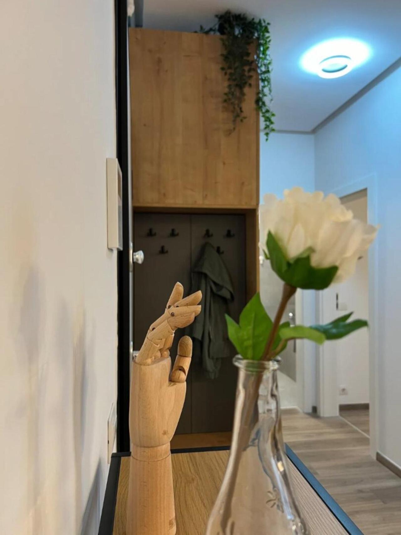 High-rise Luxury With Free Parking Apartament *