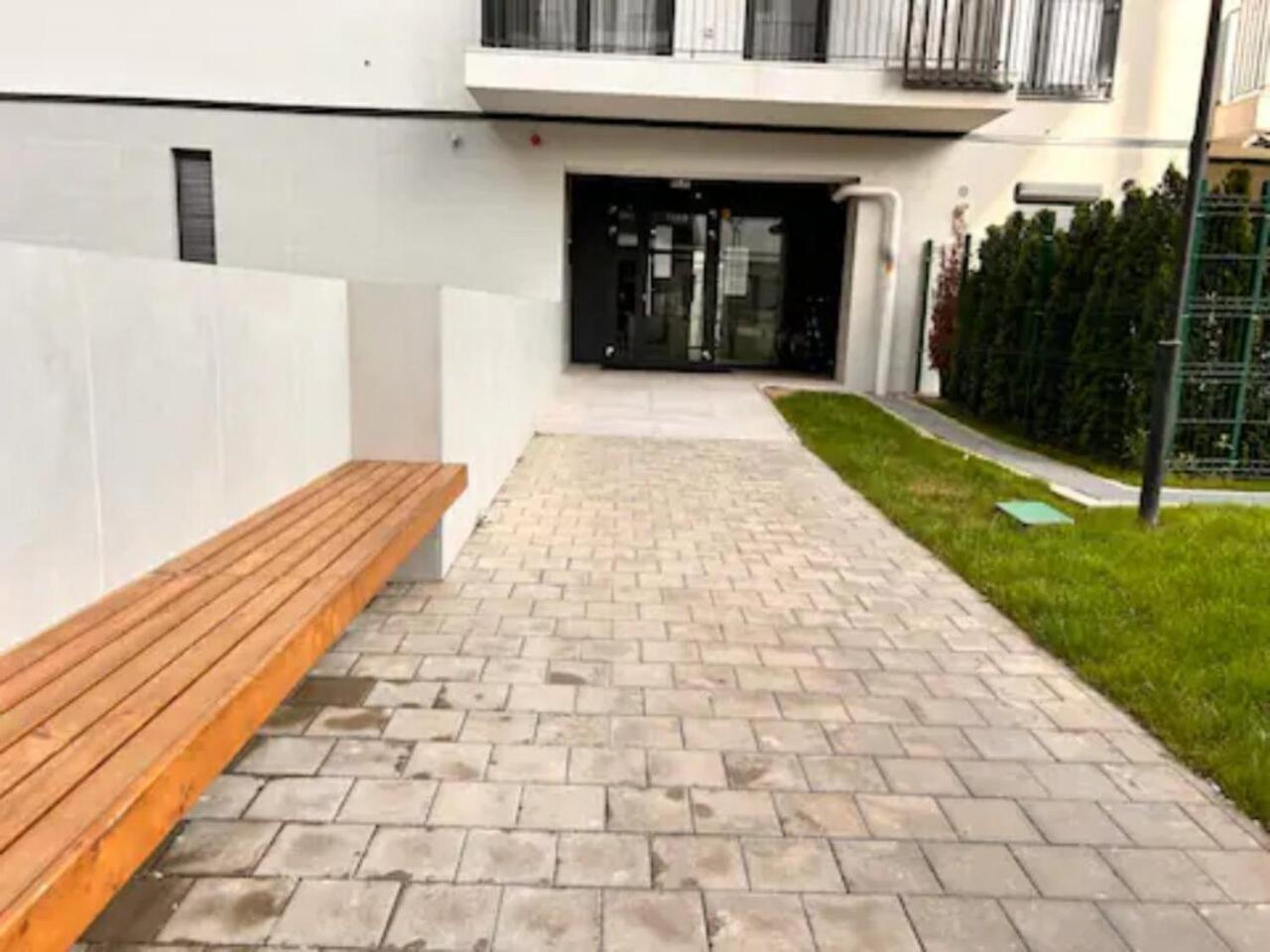 High-rise Luxury With Free Parking * Bucureşti