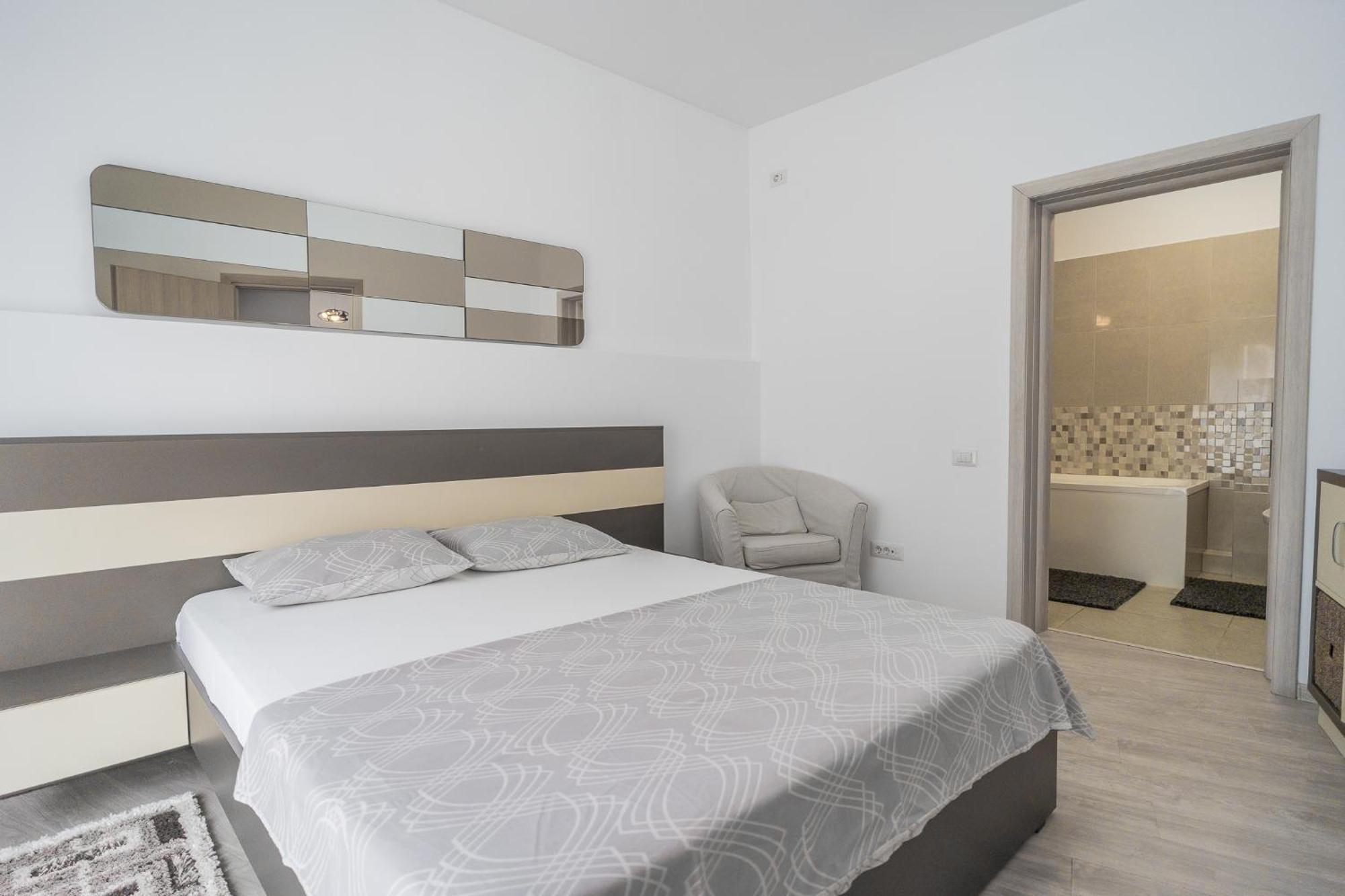 Cozy Near Victoriei Square - Berzei Apartment Bucharest