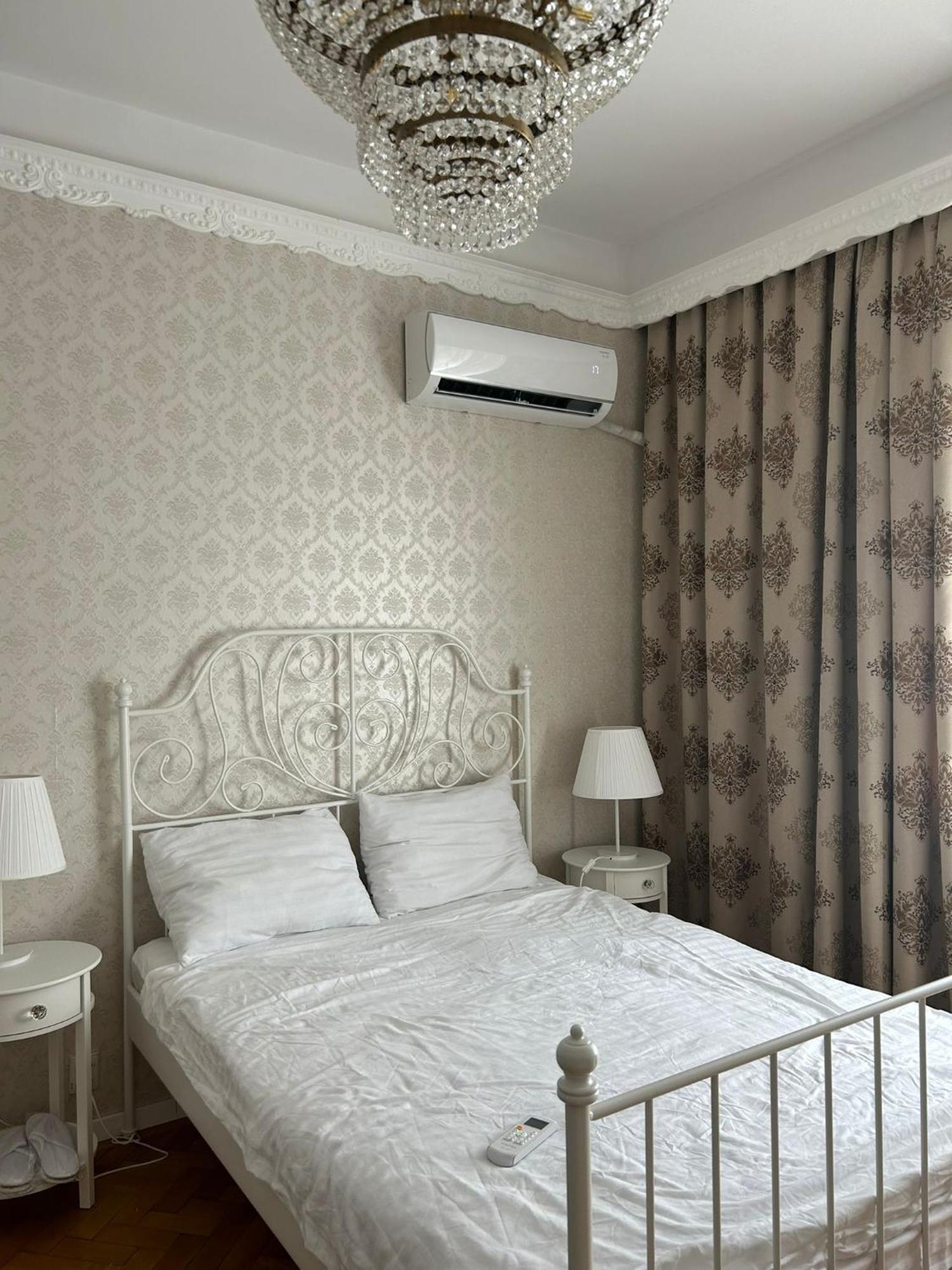 Elegant - Square Apartamento