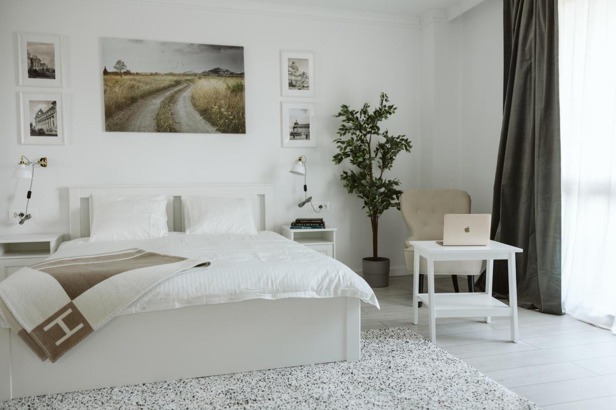 Apartament Parliament Bucureşti