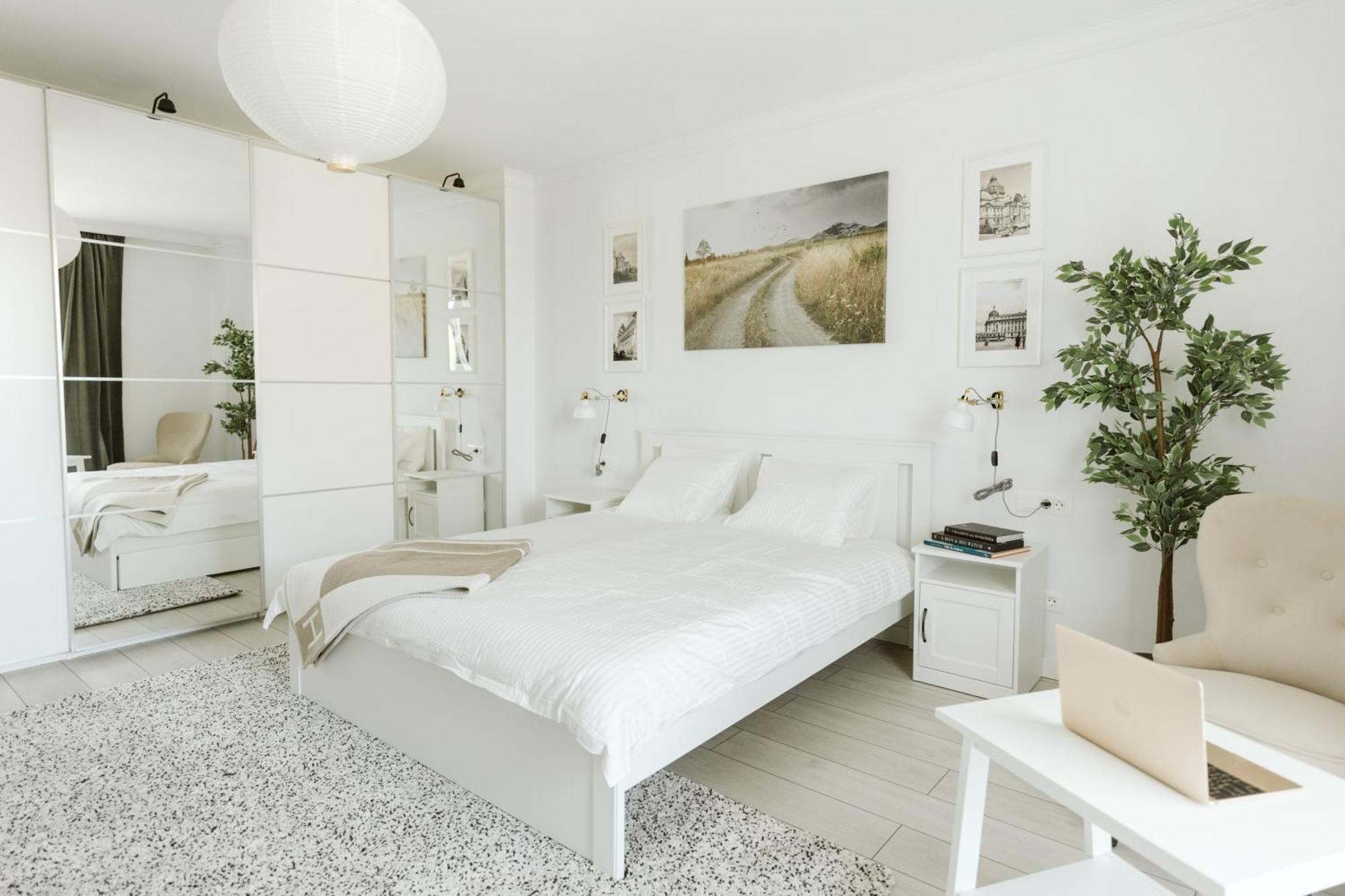 Apartament Parliament Bucureşti