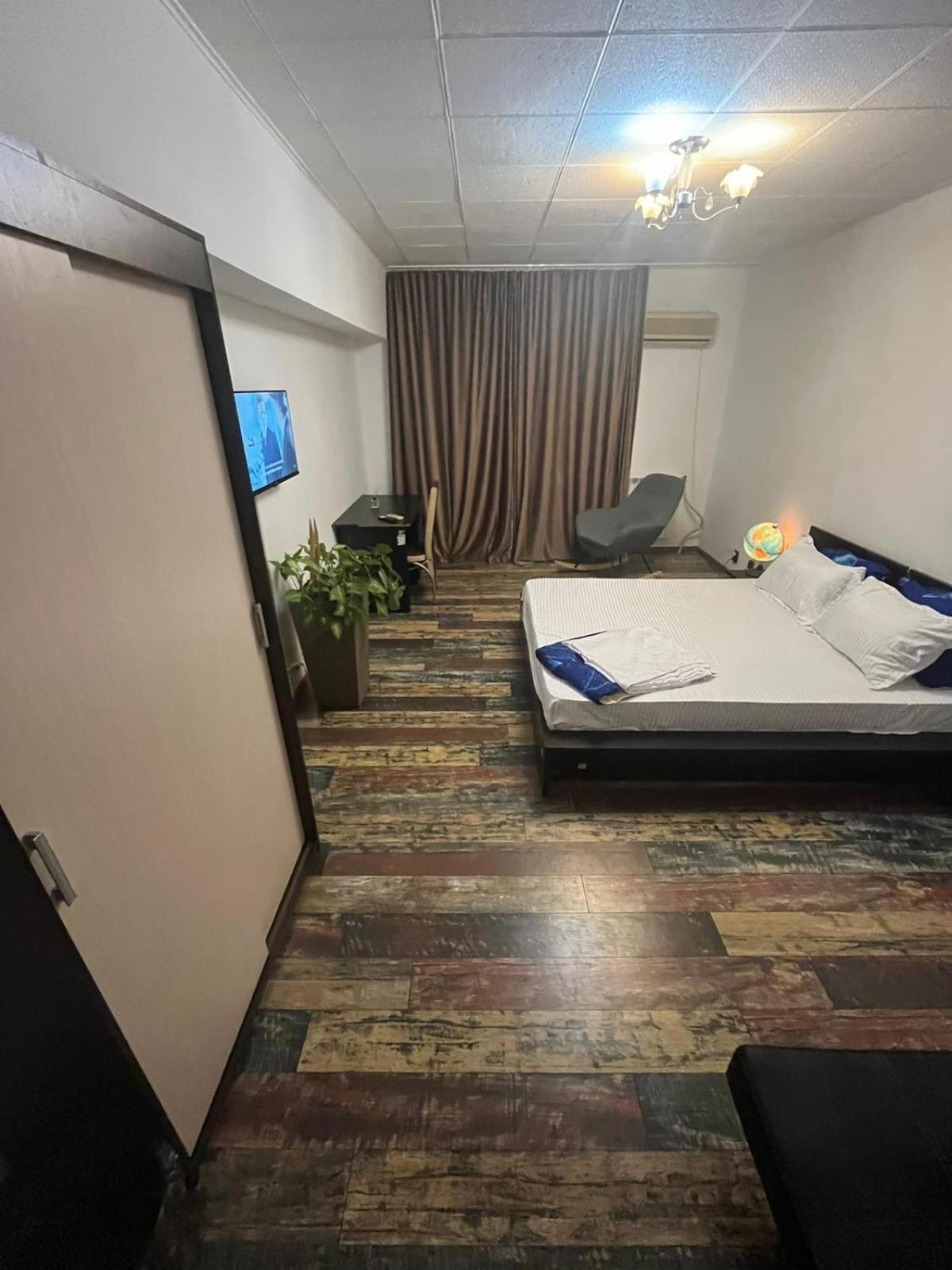 5 Bedrooms Luxury Guest house *