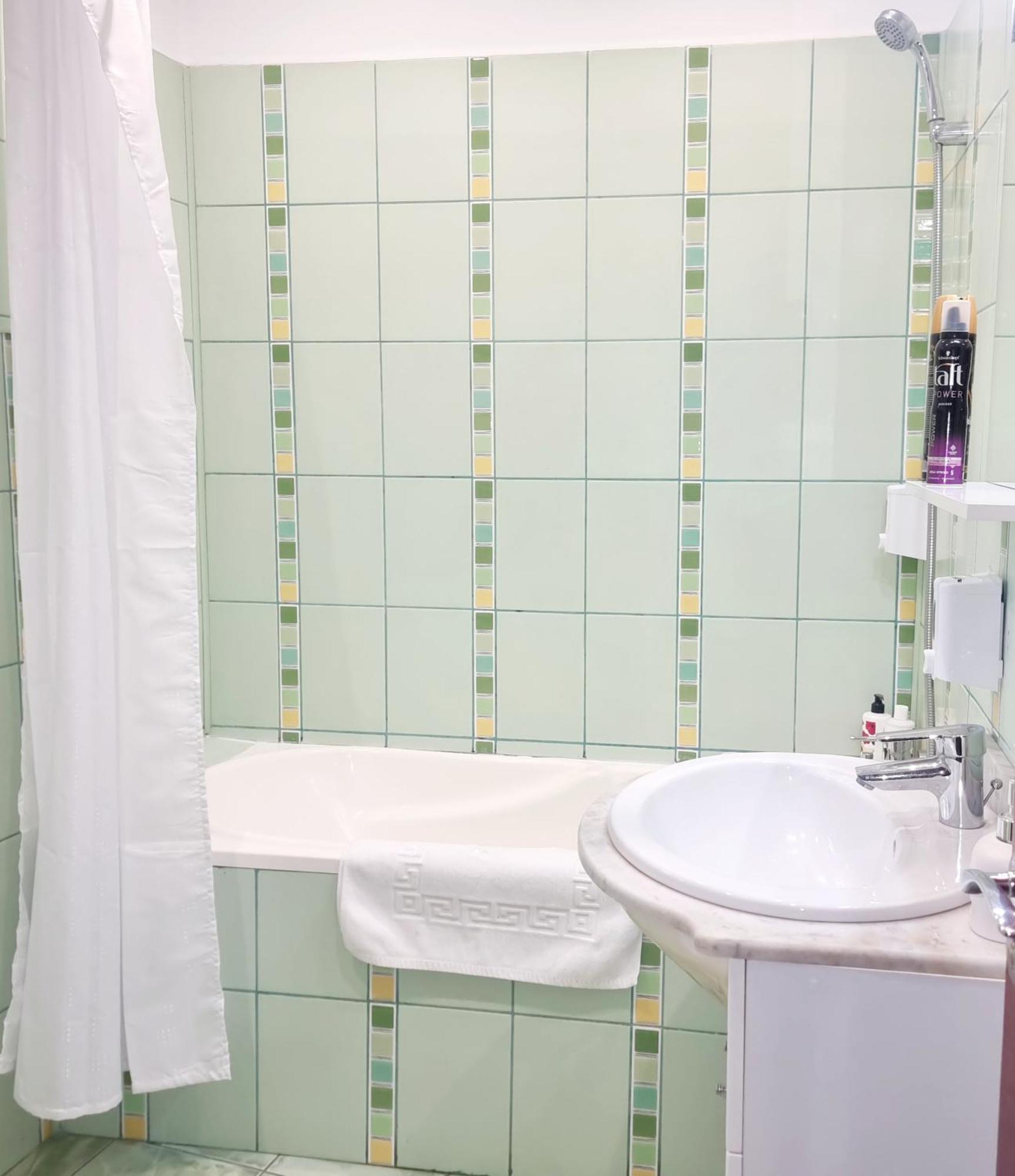 Near Old Town - Chill & Relax - 3Bdr Cozy & Roomy * Bucharest