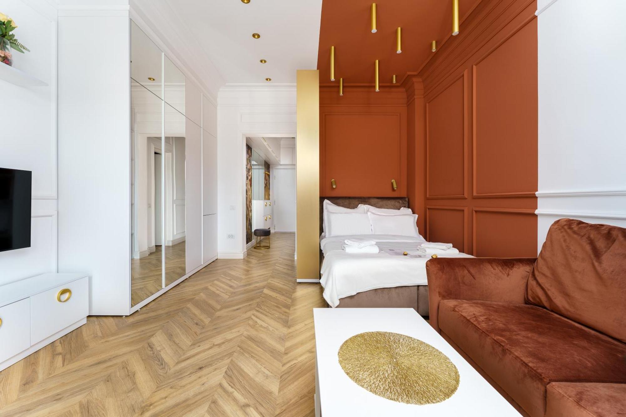 Gold I Selestate Apartment *