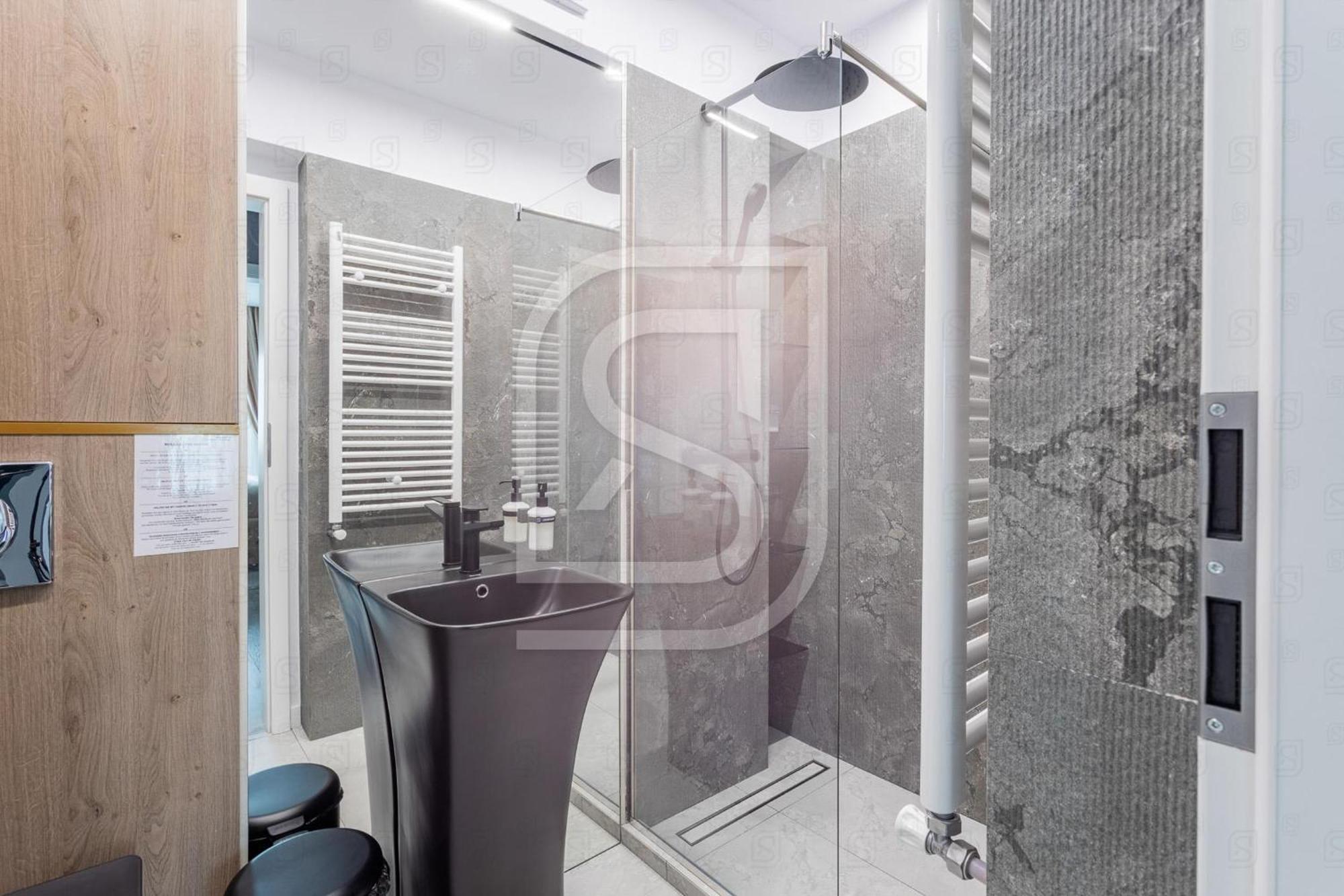 Aqua By Kristal Collection * Bucharest