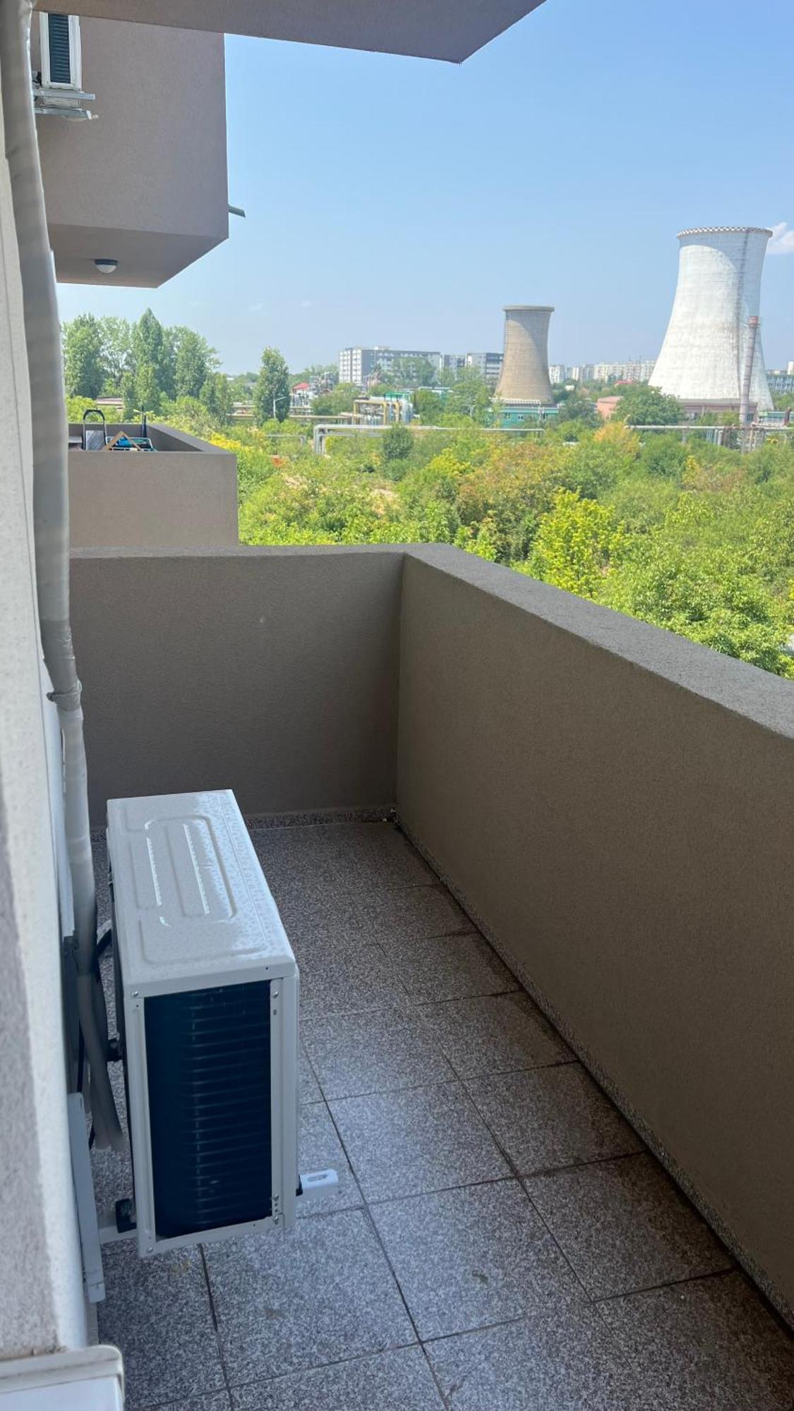 - Grand Arena Mall Apartment Bucharest