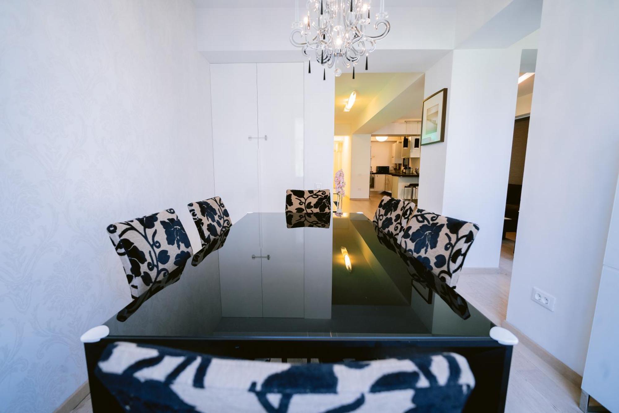 Dorobanti Pearl Apartment