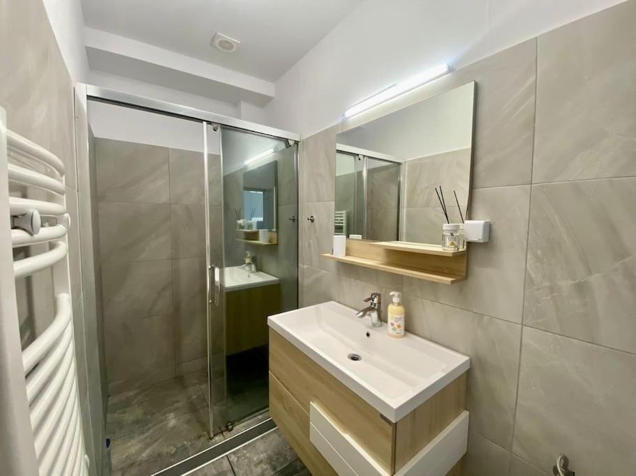 Apartament Grey Old Town Ultracentral Bucureşti