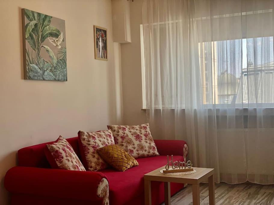 Red Cozy Ultracentral Old Town Bucureşti