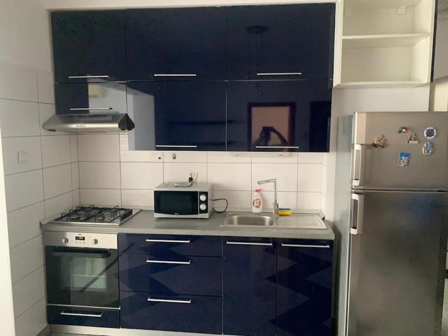 1 Bdrm In Center Bucareste