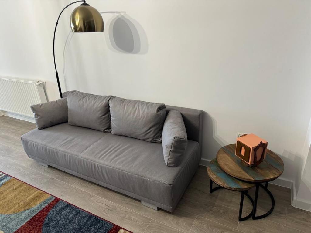 609 Apartment *