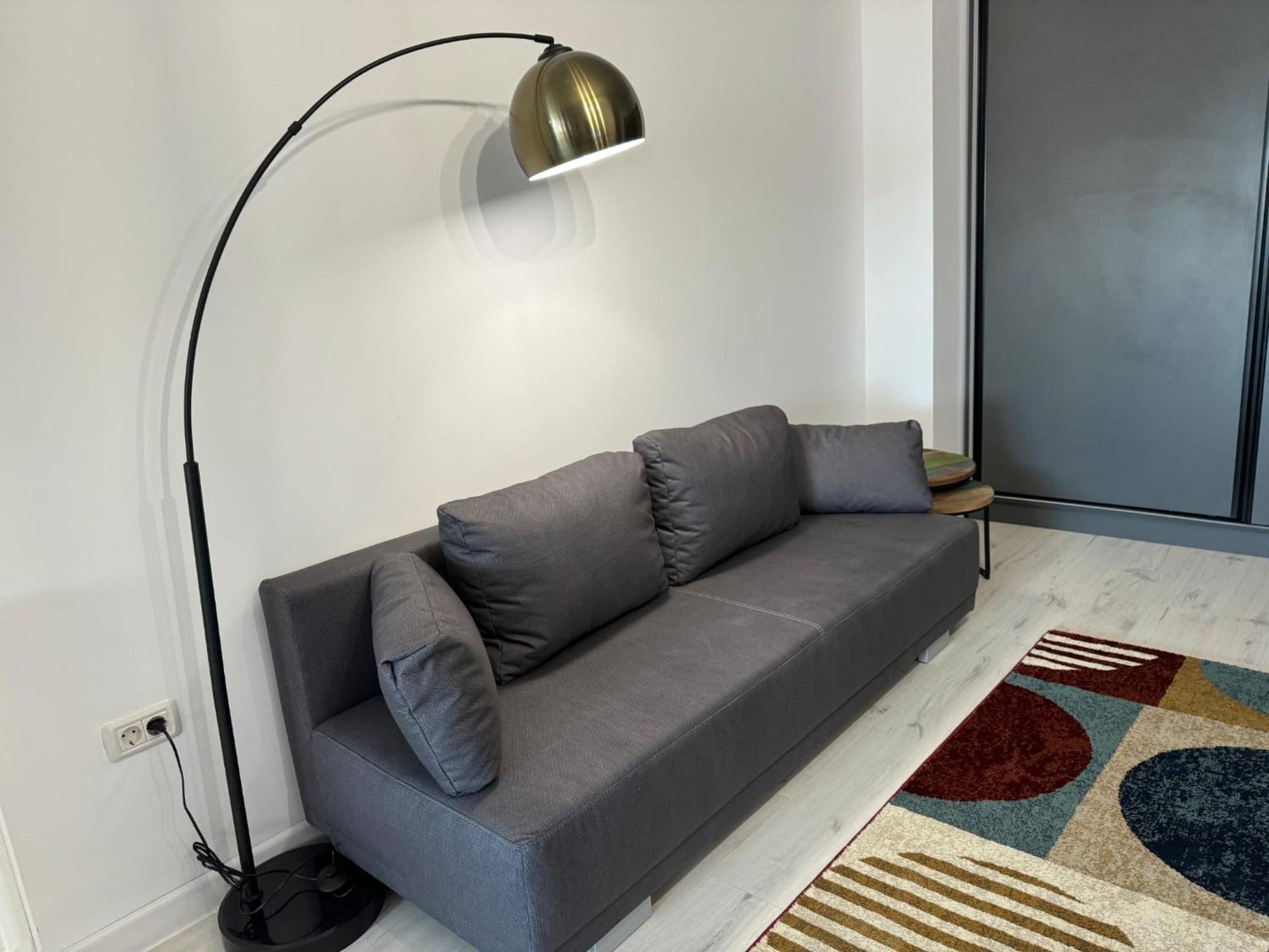 Apartment 609