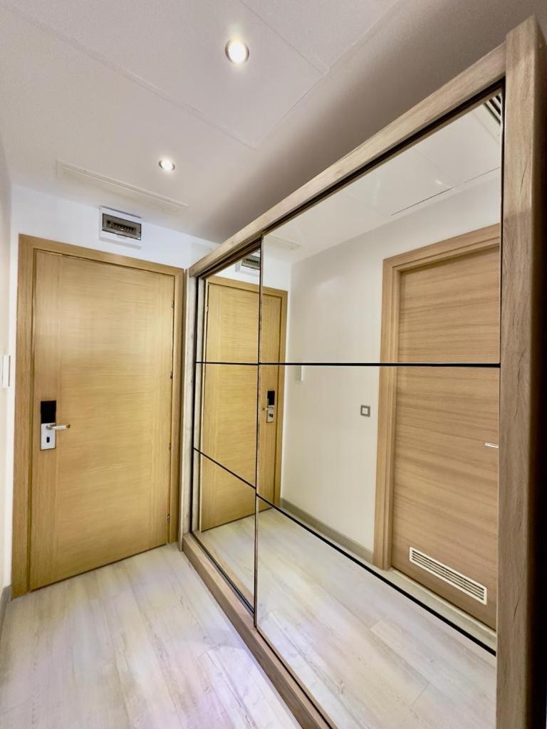 Aparthotel Deluxe & With Many Facilities *