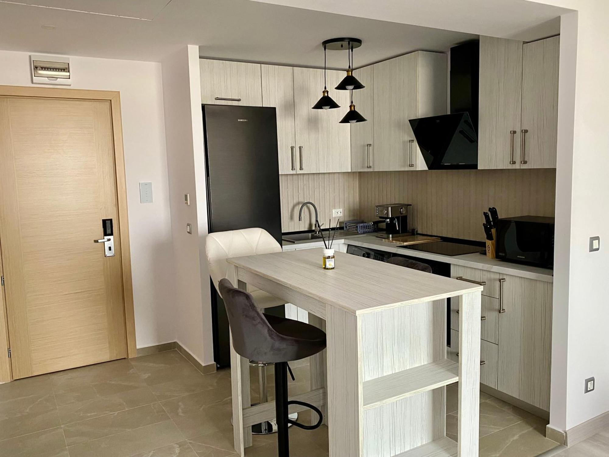 Aparthotel Deluxe & With Many Facilities Bucharest