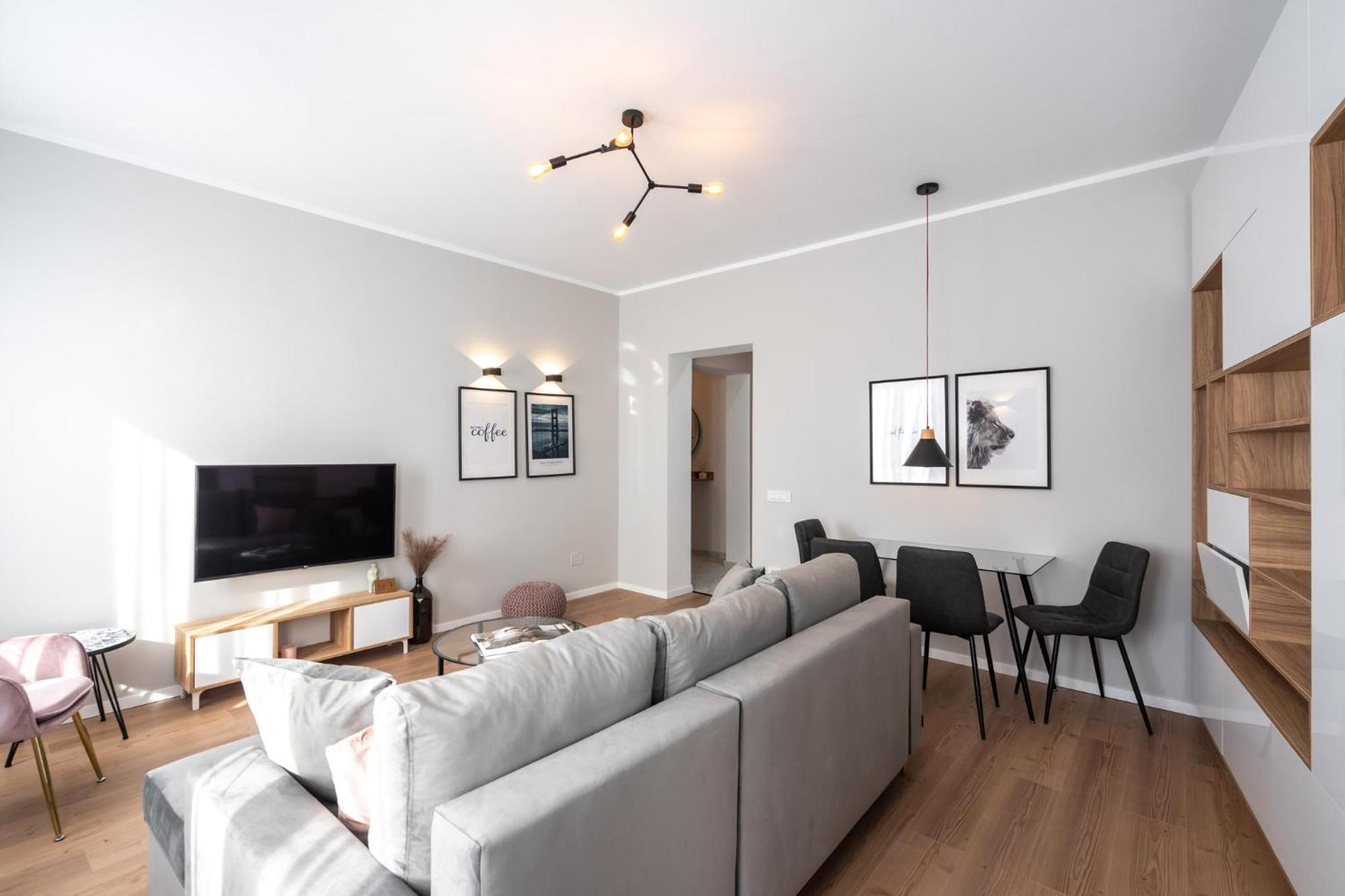 The Loft Luxury Apartments-near The Park In The Center Apartamento