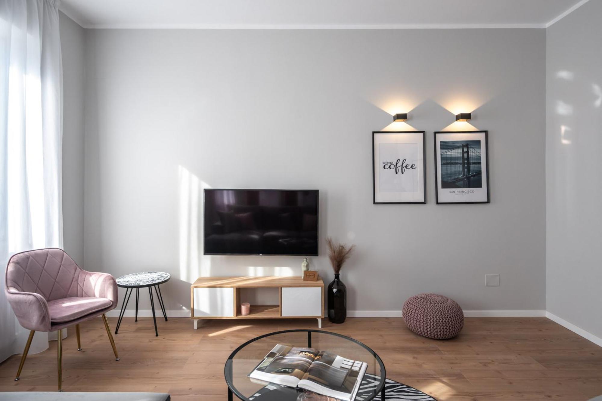 The Loft Luxury Apartments-near The Park In The Center *