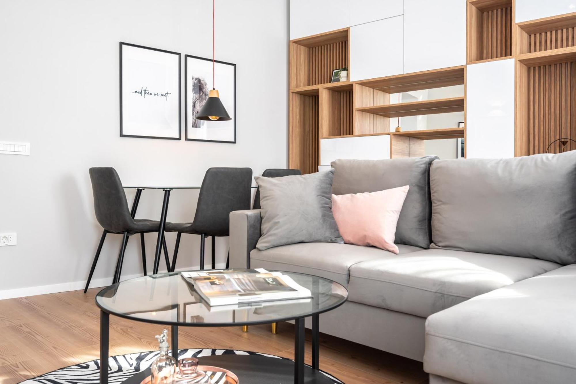 The Loft Luxury Apartments-near The Park In The Center Apartamento