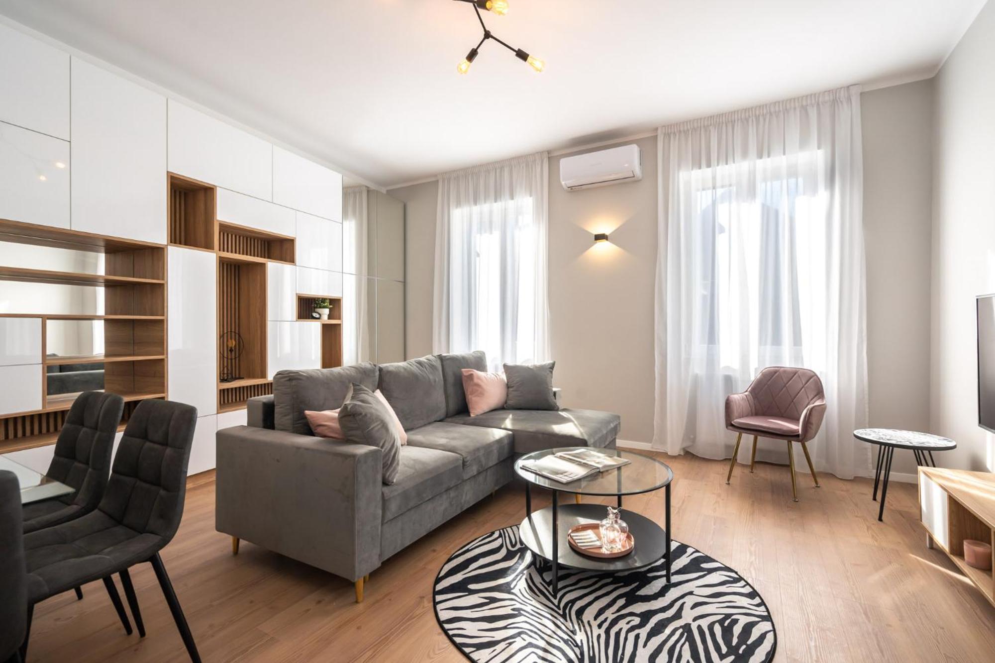 The Loft Luxury Apartments-near The Park In The Center Bucareste