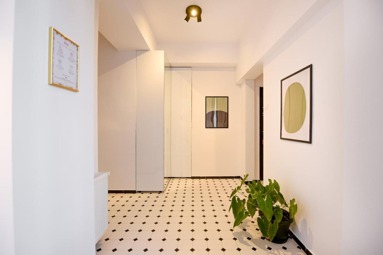 Centrally Located 1br Retreat Near Sala Palatului Apartamento *