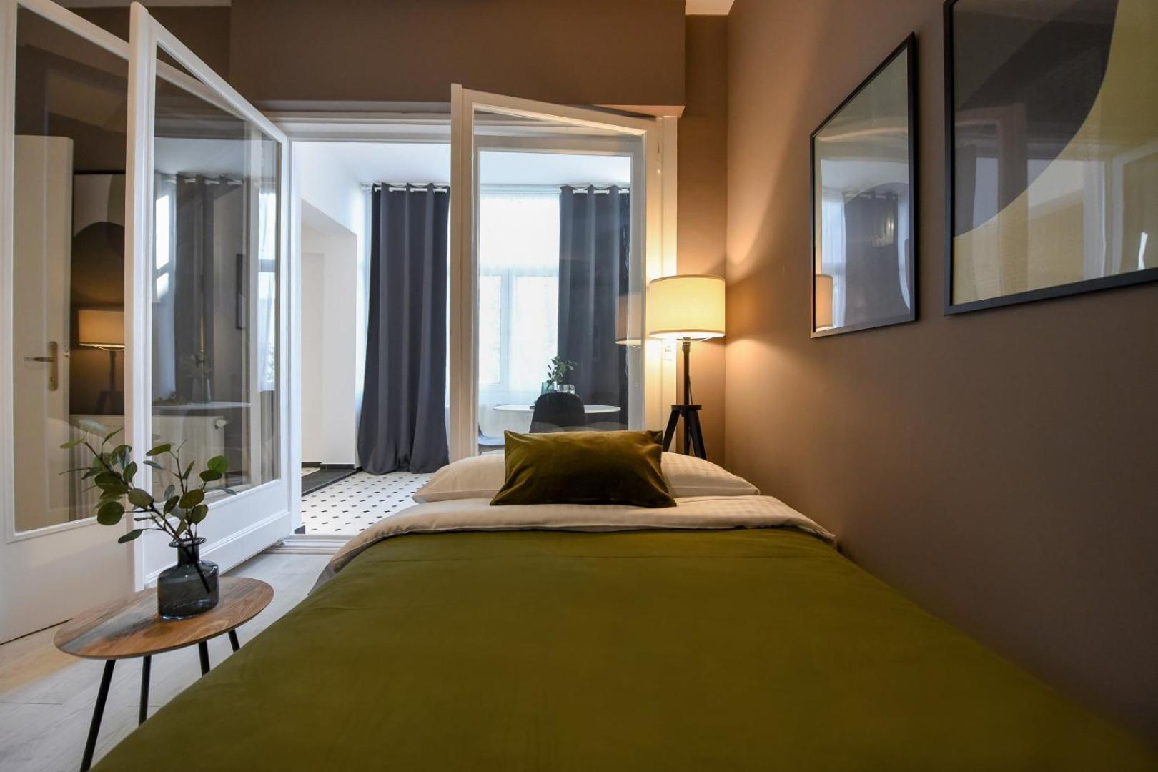 Apartamento Centrally Located 1br Retreat Near Sala Palatului *