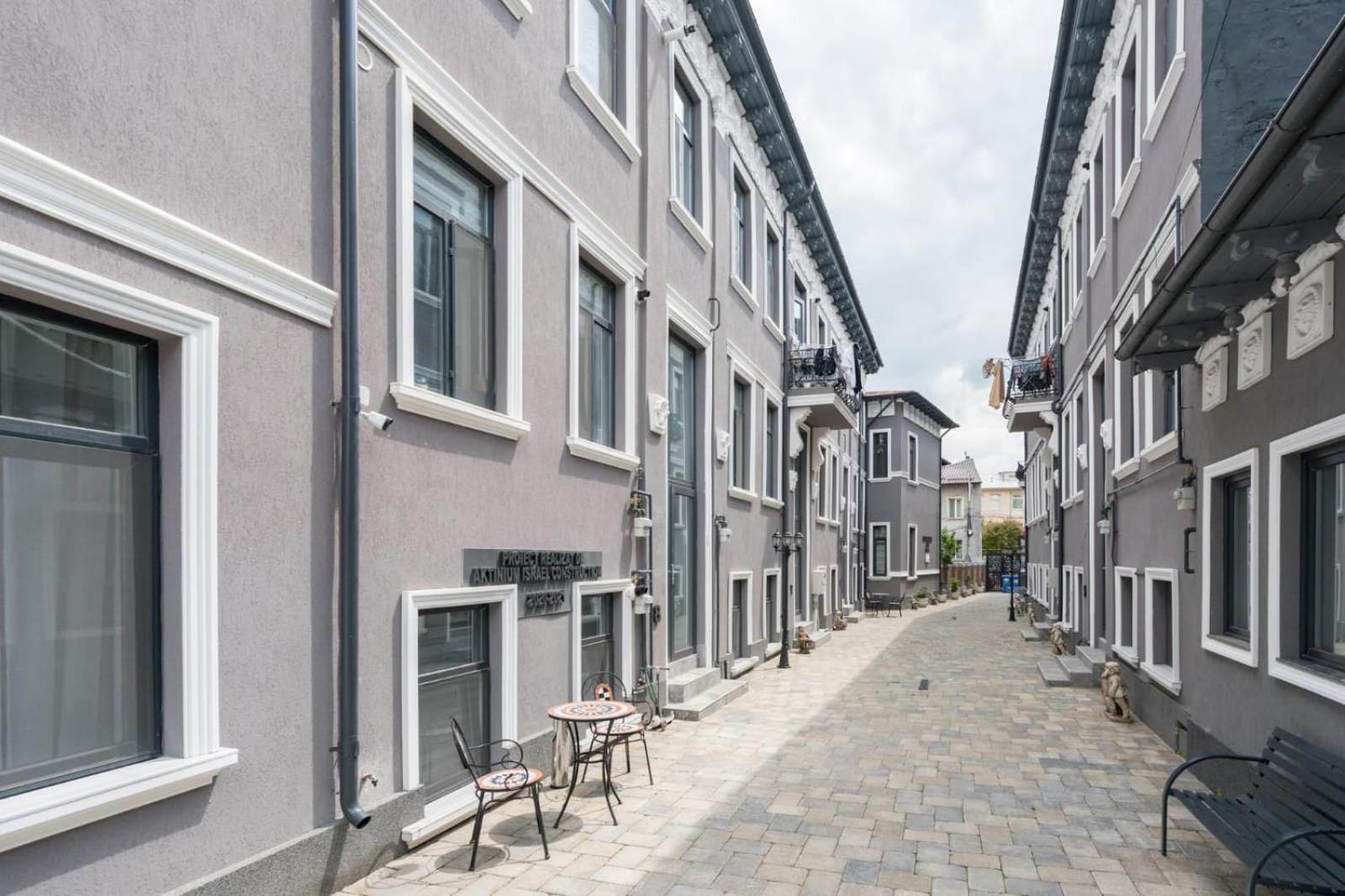 Apartment 8 Bucharest